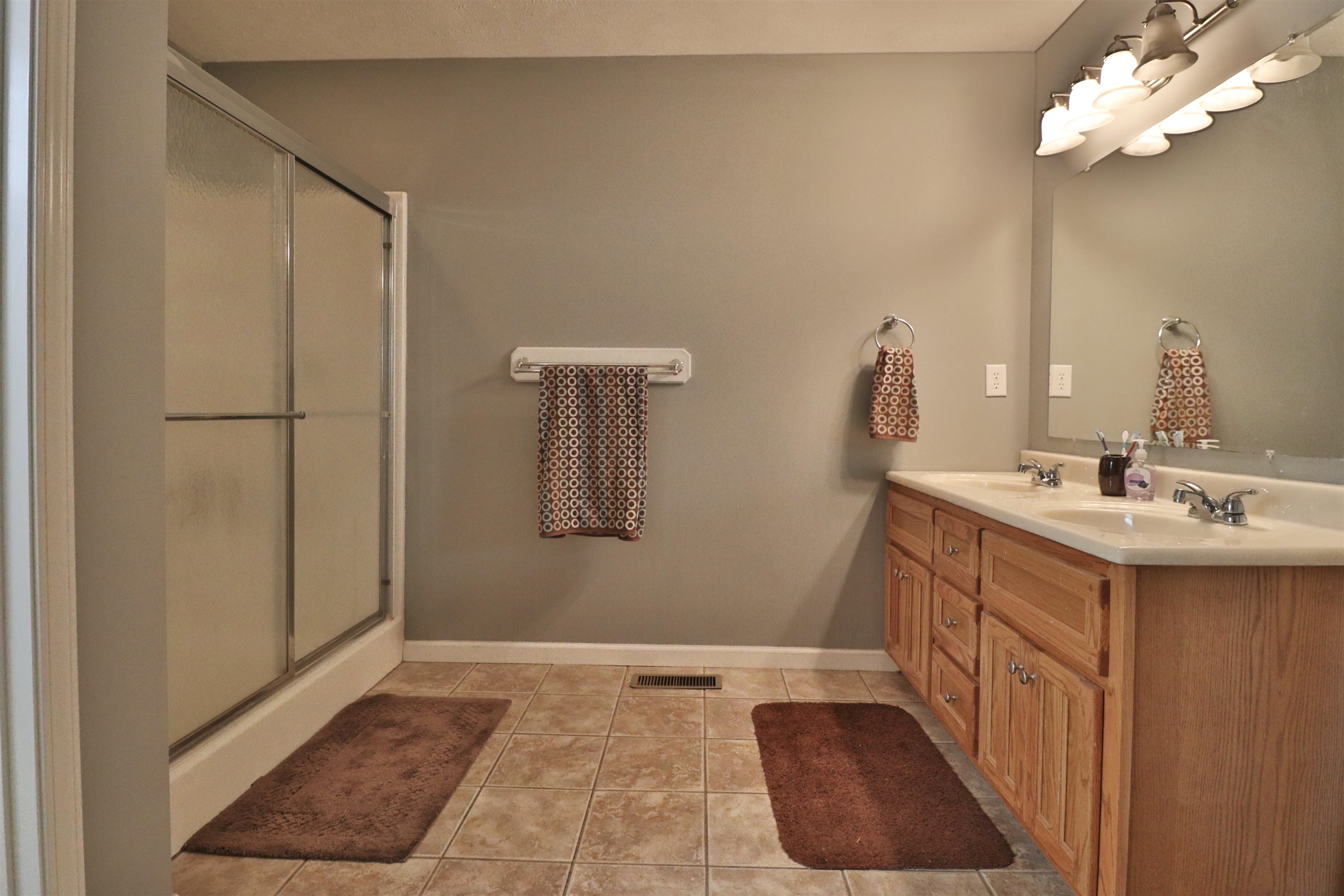 390 Quarry Hollow Pt Property Photo 15