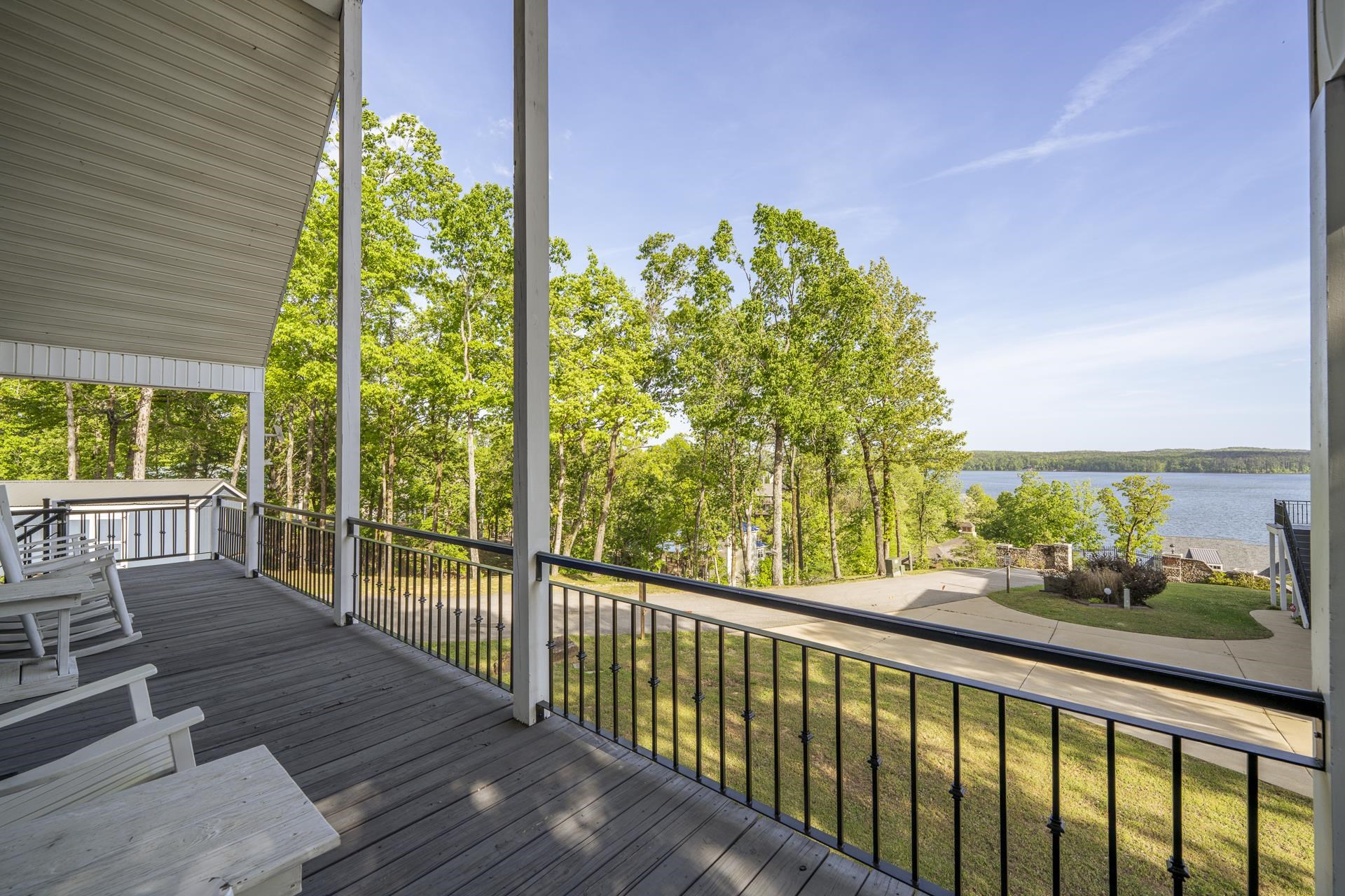 390 Quarry Hollow Pt Property Photo 32