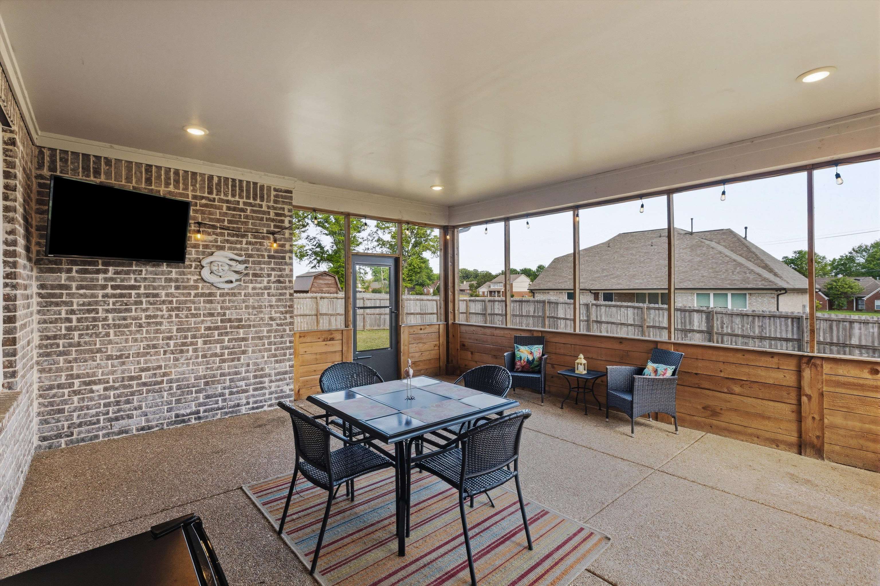 6424 Sallows Cv Property Photo 36