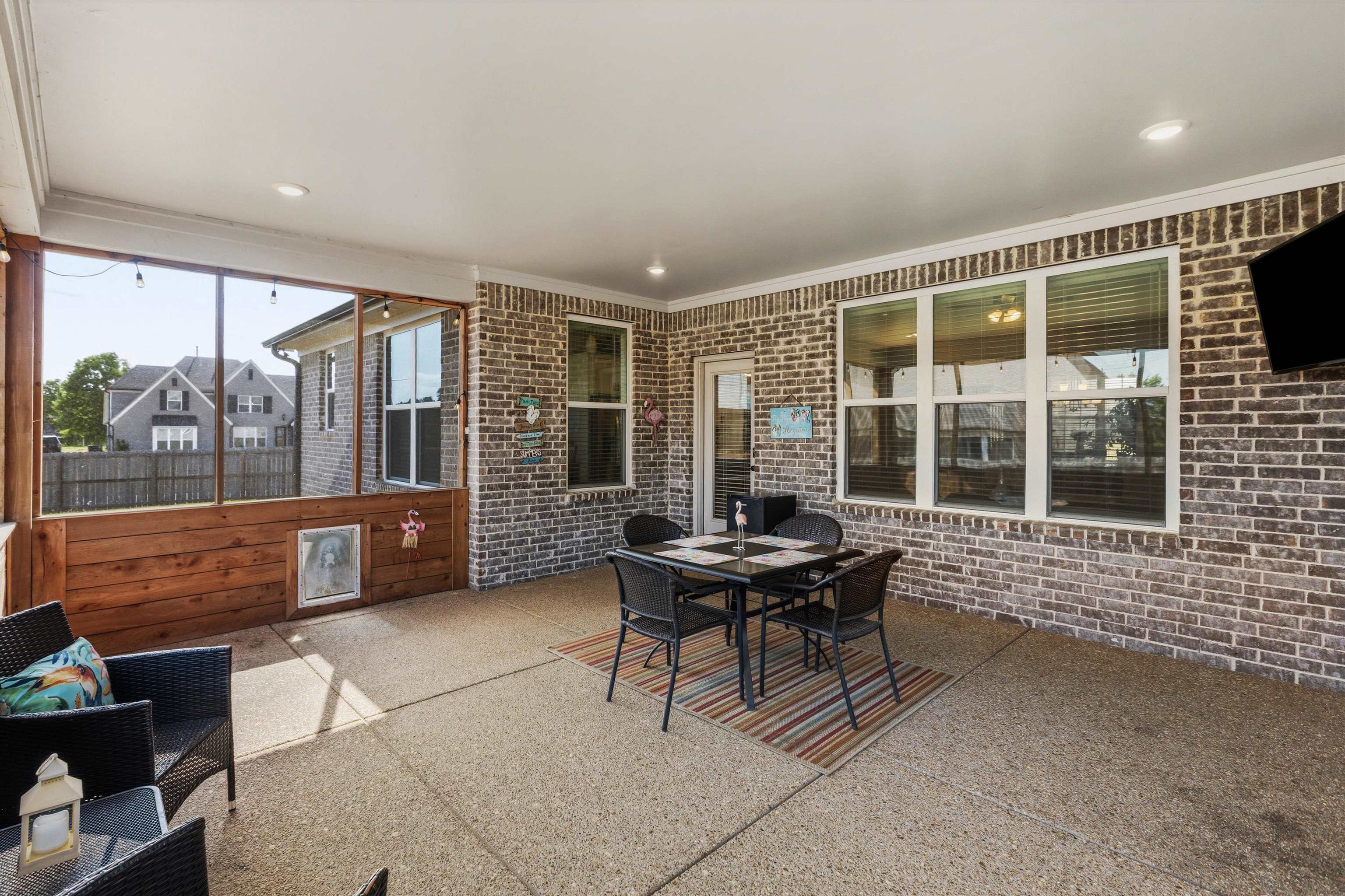 6424 Sallows Cv Property Photo 37