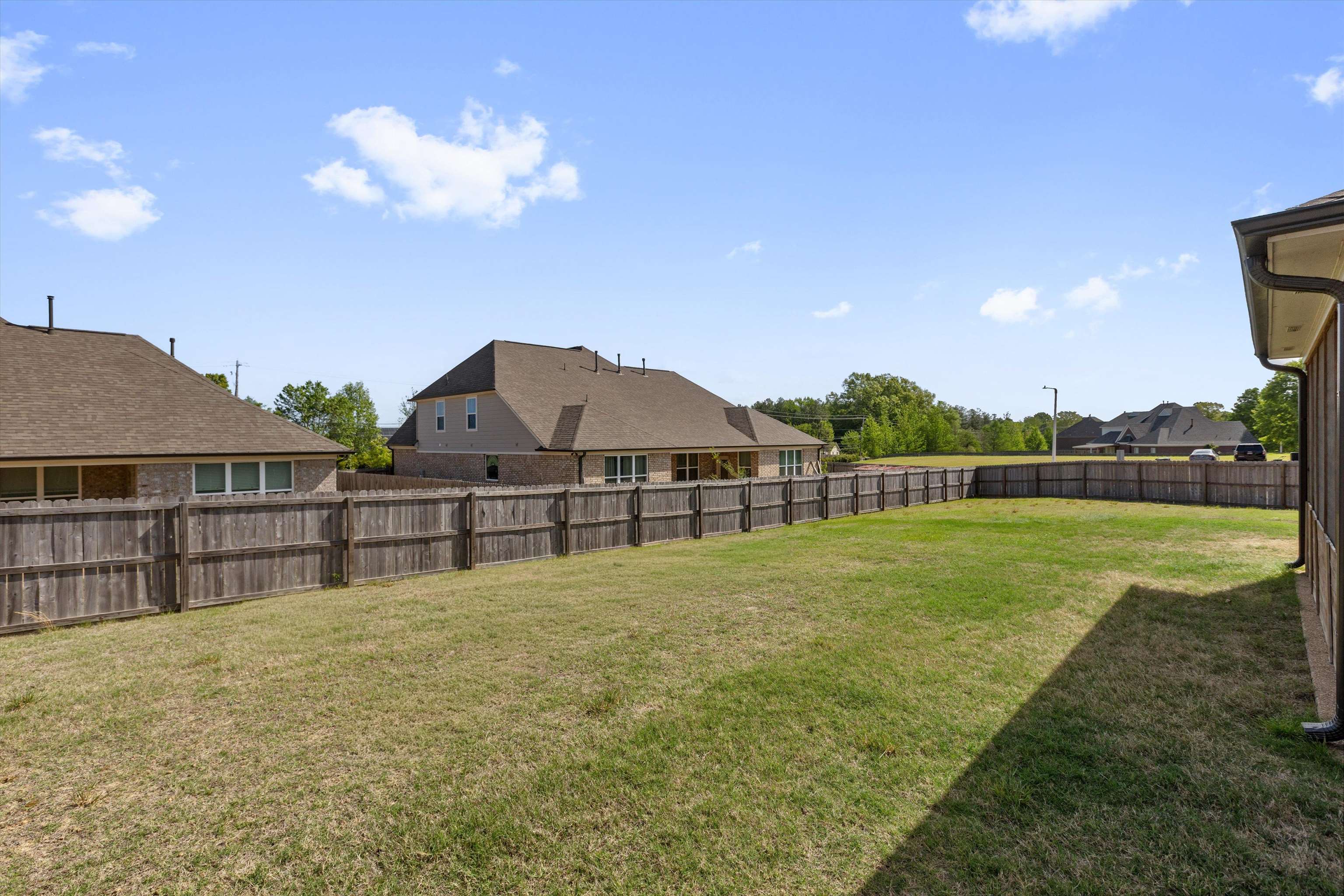 6424 Sallows Cv Property Photo 39