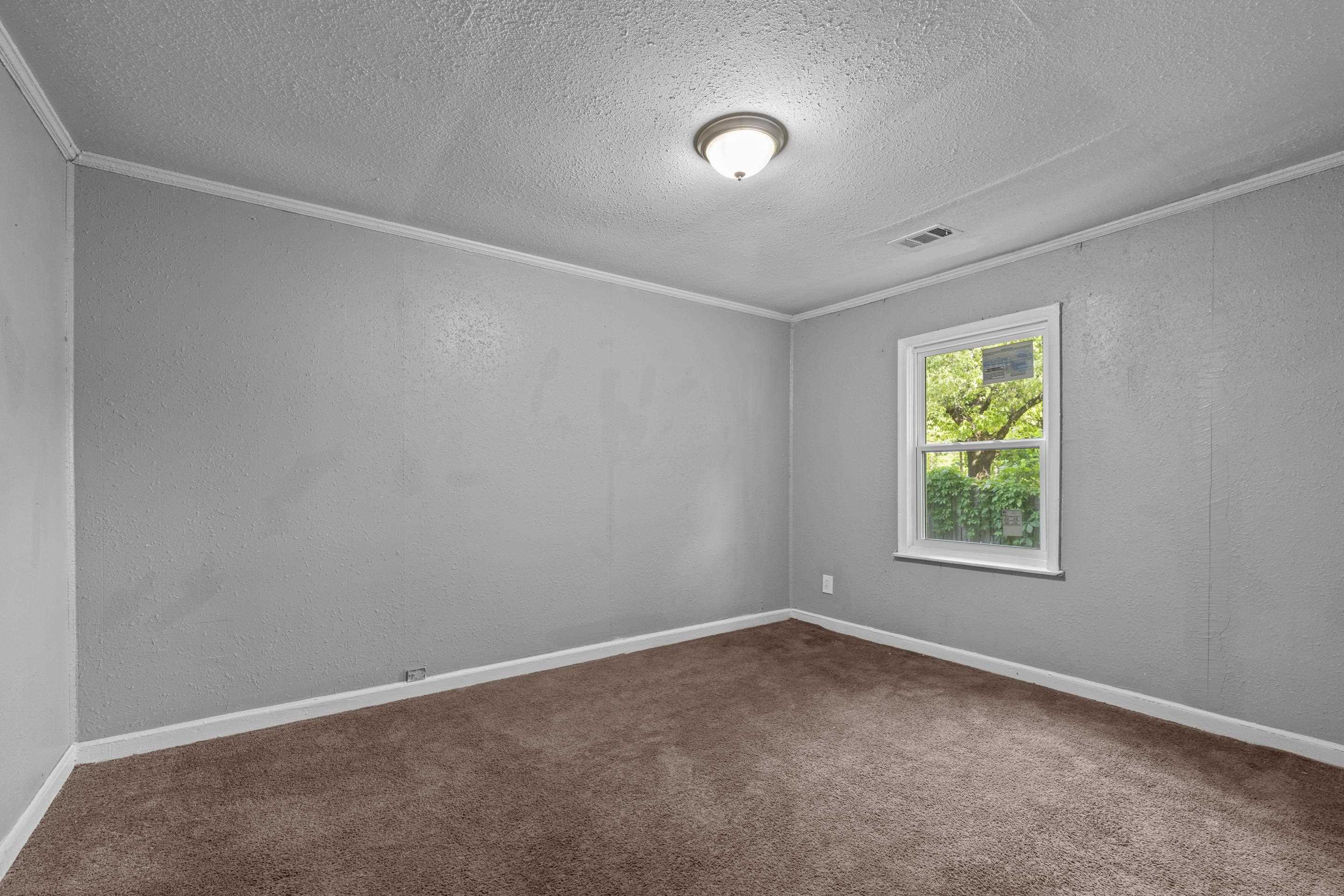 3066 Redbud Rd Property Photo 5