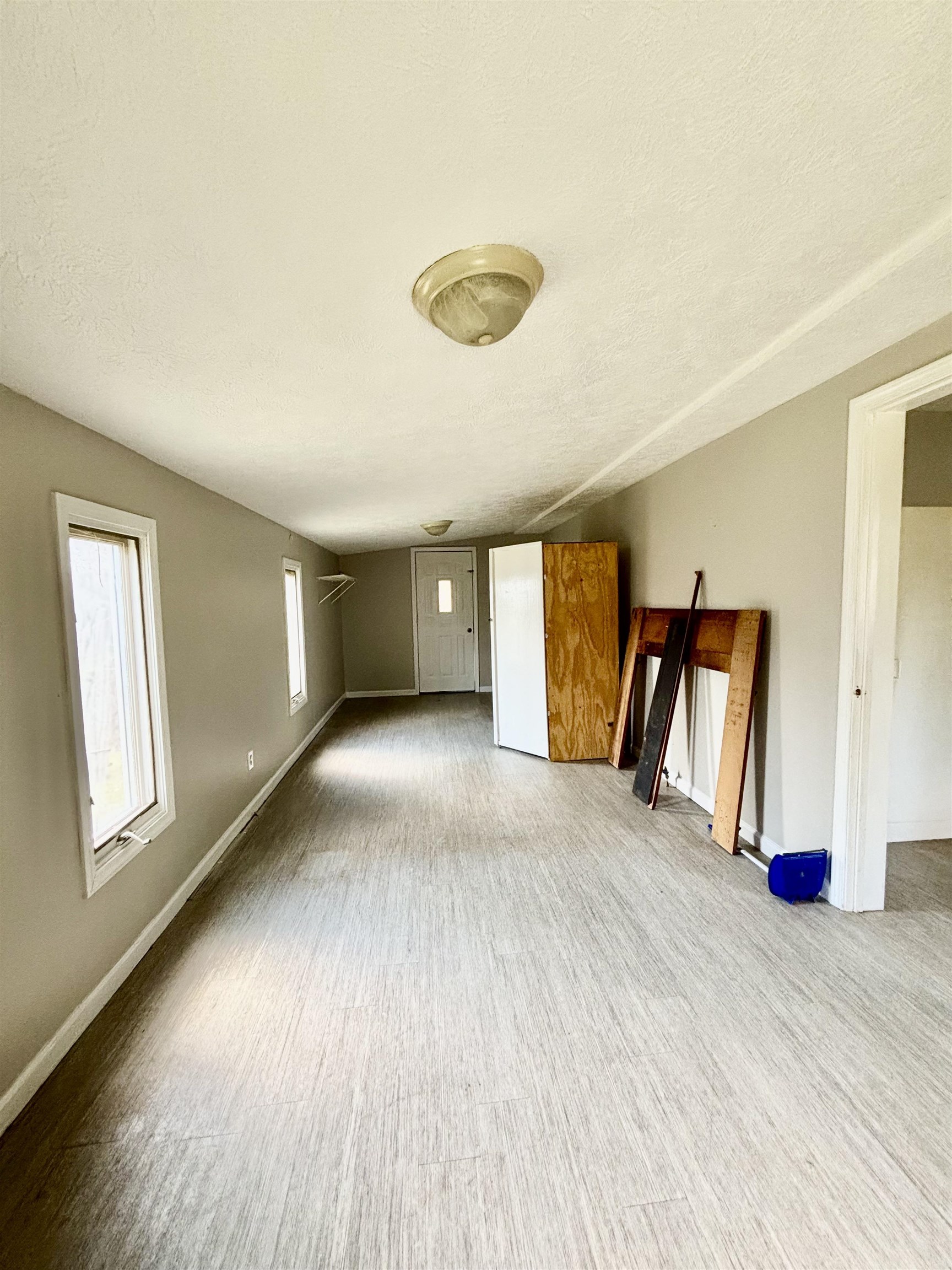 471 Hillcrest St Property Photo 17