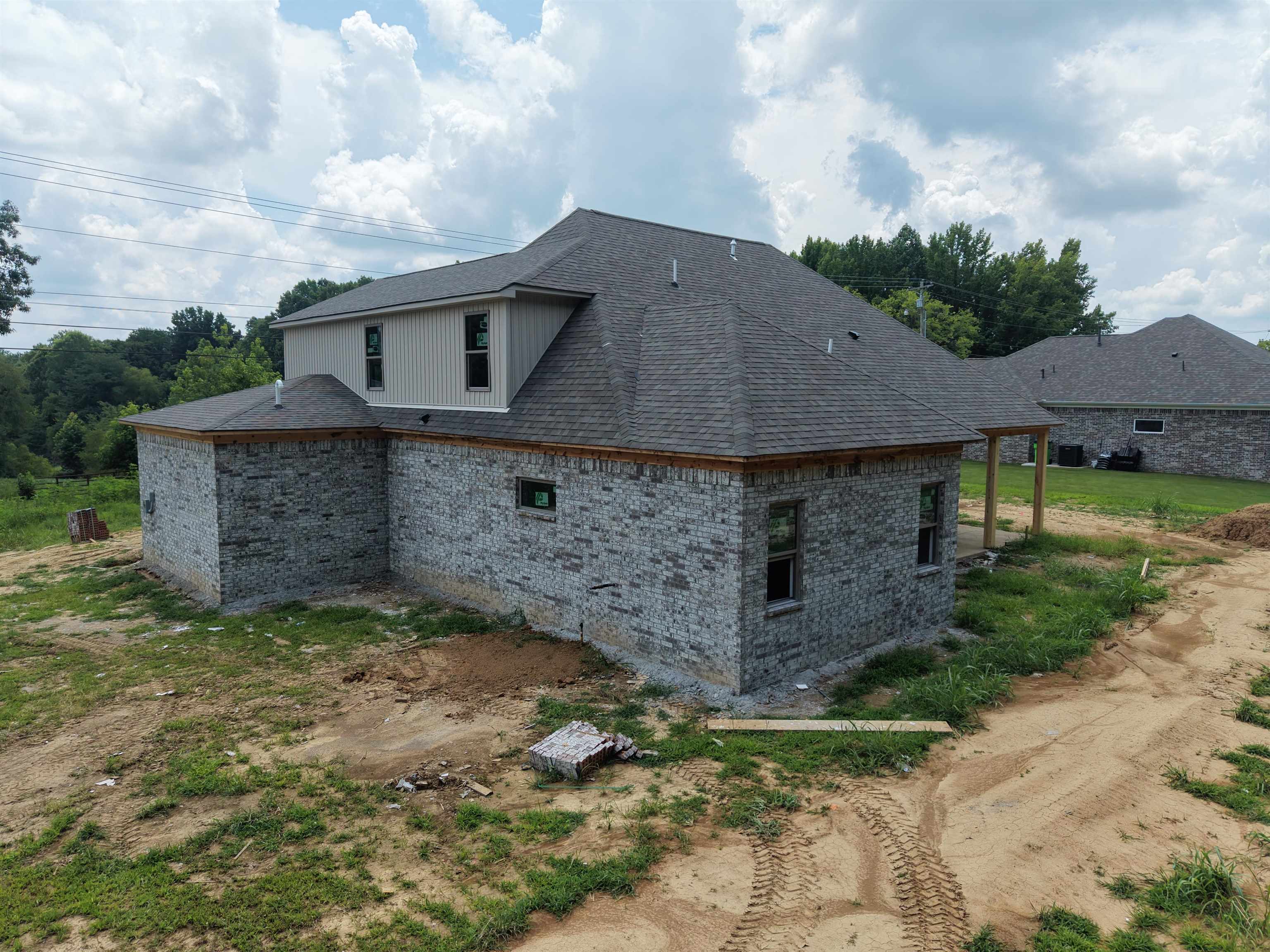 515 Garland Dr Property Photo 7