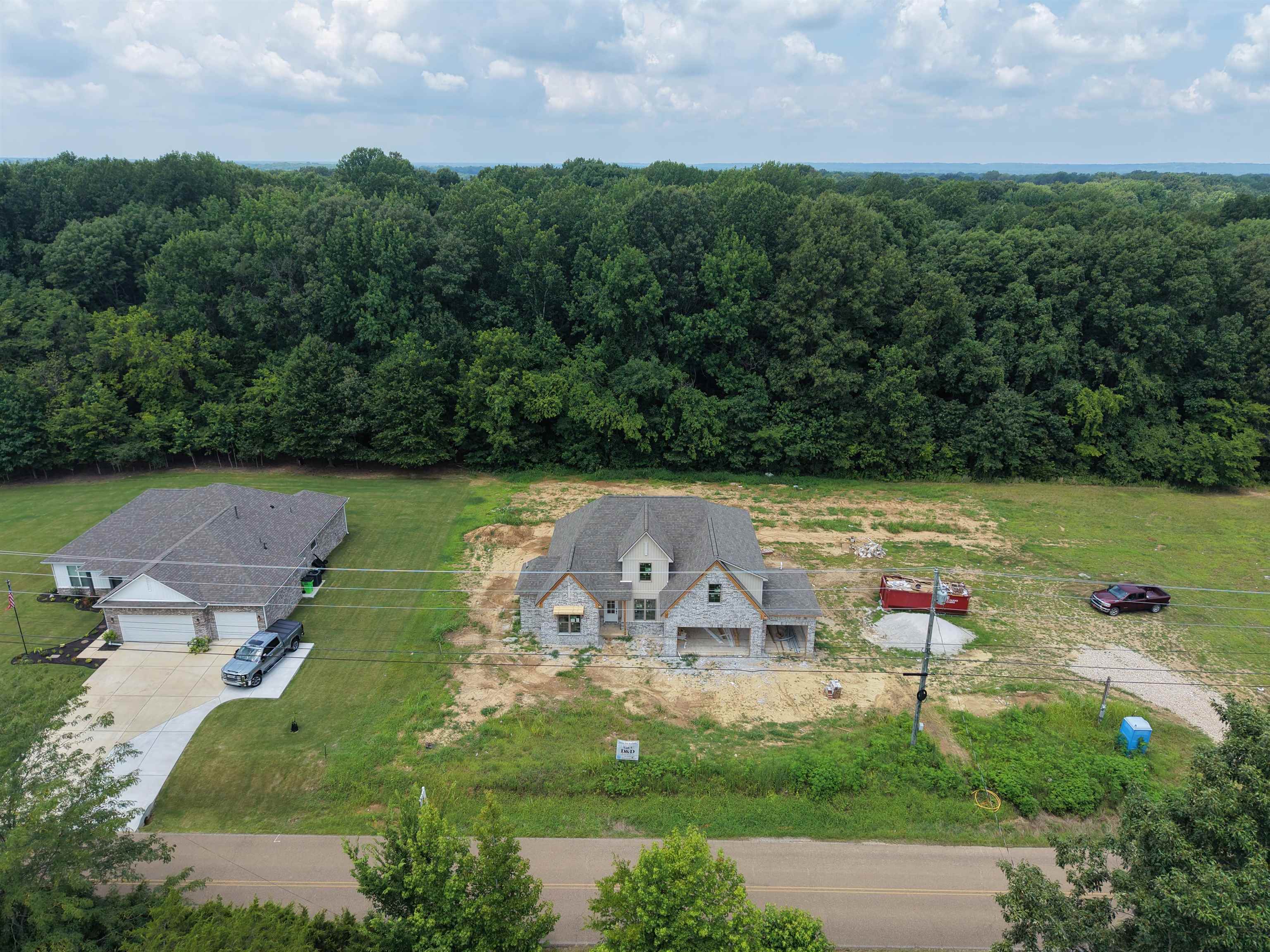 515 Garland Dr Property Photo 8