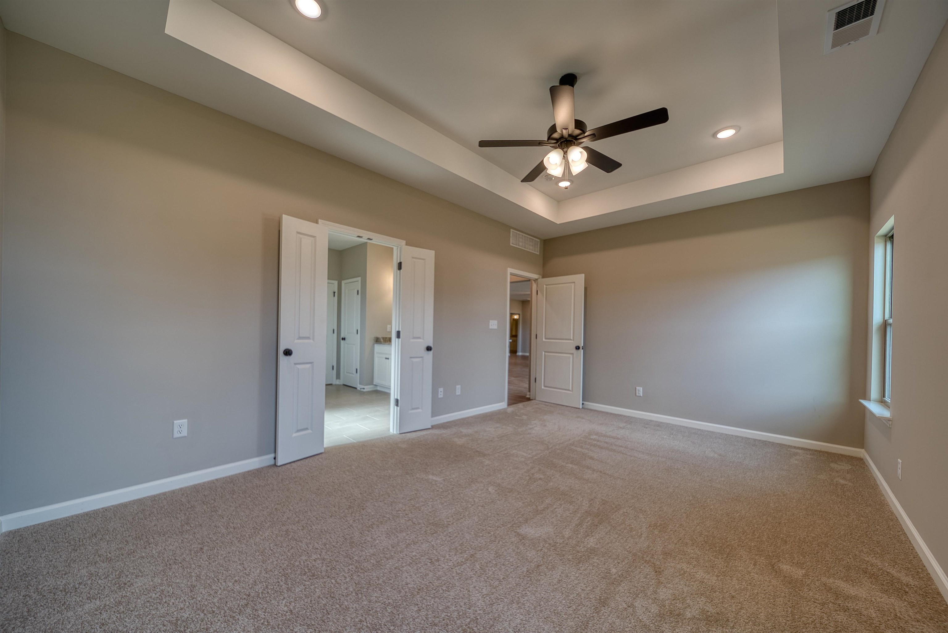 515 Garland Dr Property Photo 21
