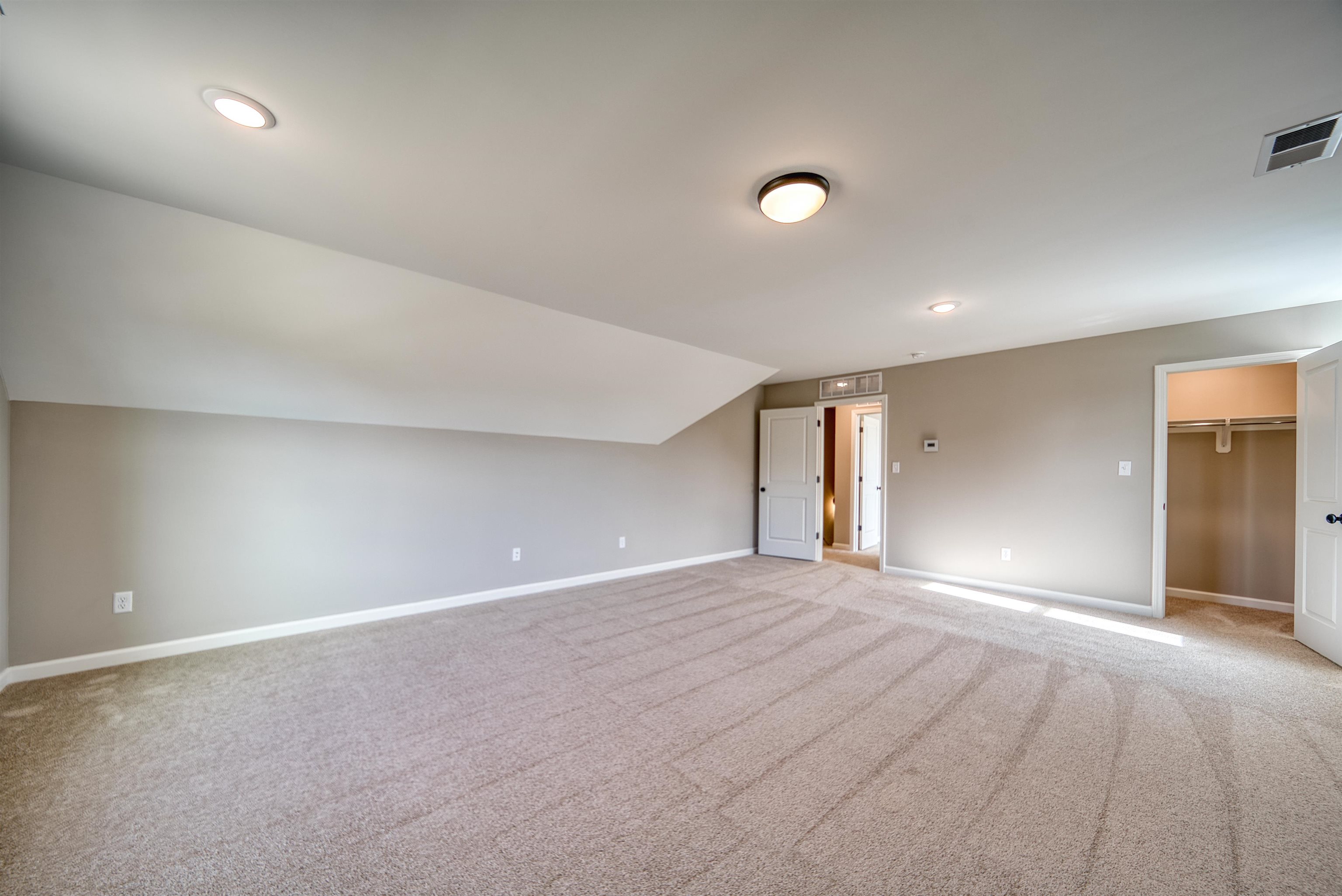 515 Garland Dr Property Photo 36
