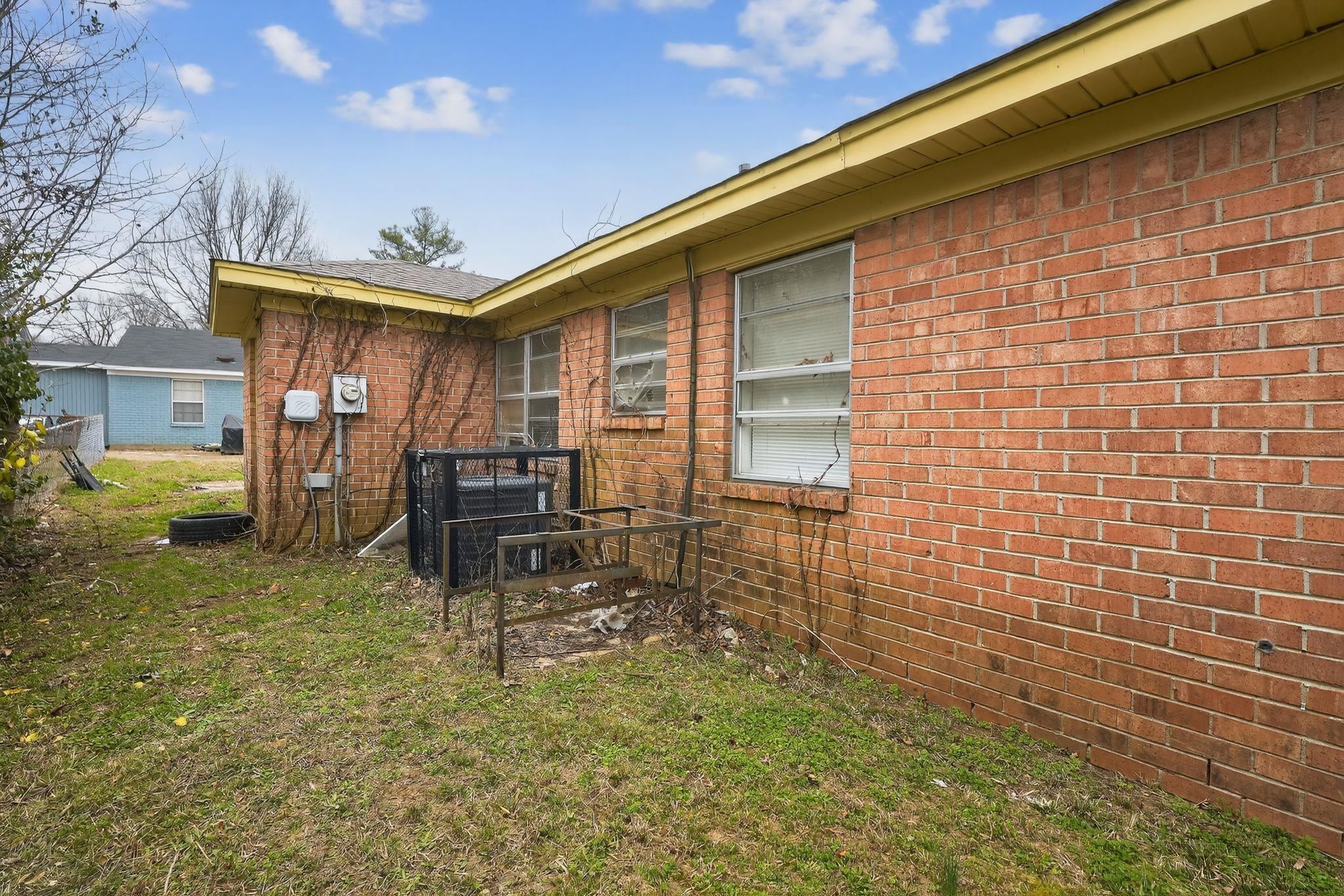 4094 Double Tree Rd Property Photo 2