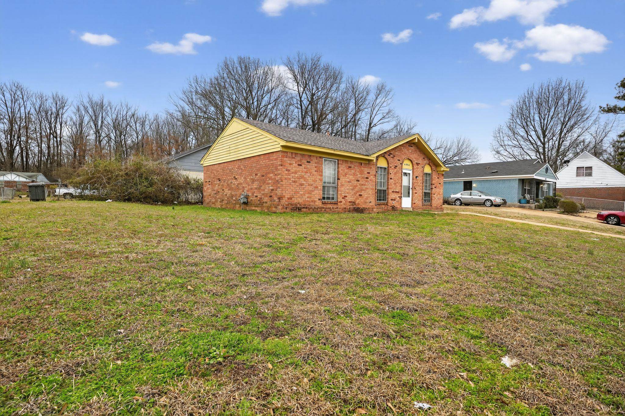 4094 Double Tree Rd Property Photo 7