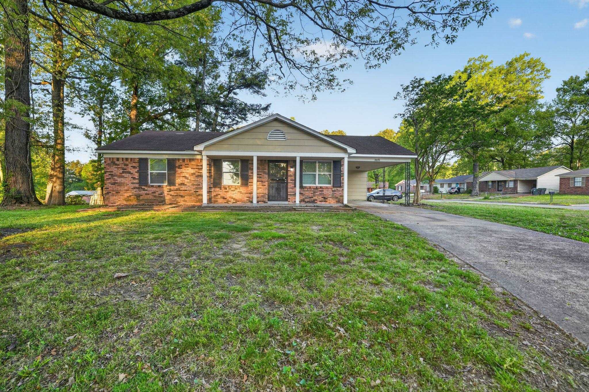 3691 Ardmore St Property Photo 1