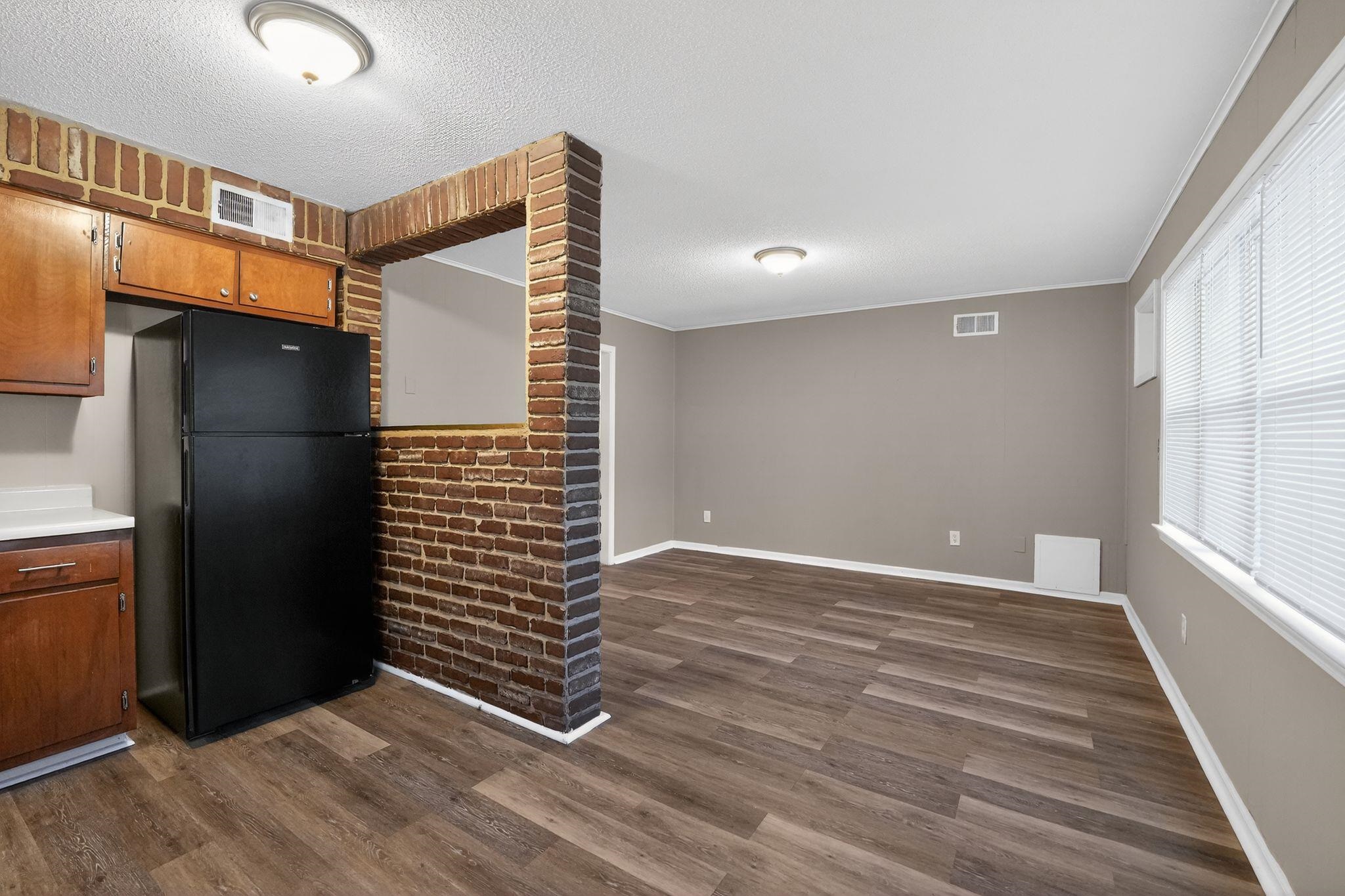 3691 Ardmore St Property Photo 17