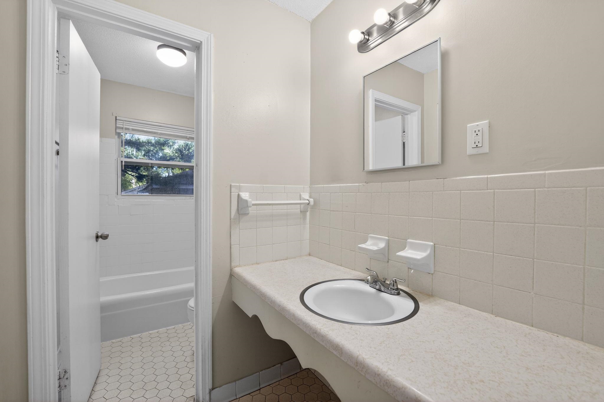 3691 Ardmore St Property Photo 24
