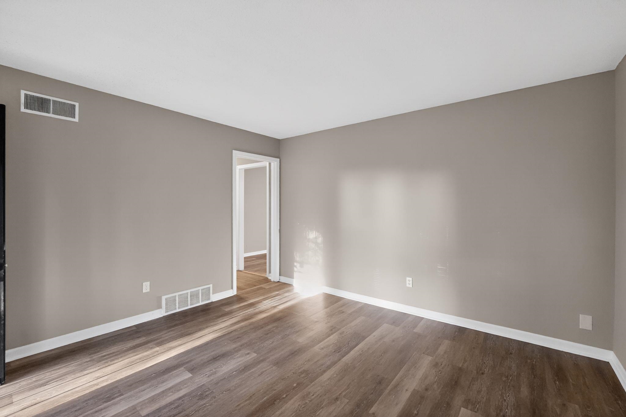 3691 Ardmore St Property Photo 28