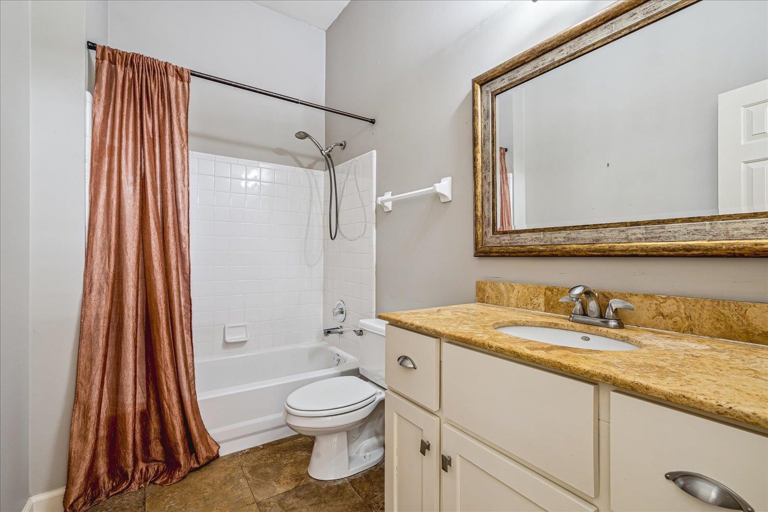 958 Harbor View Dr Property Photo 12