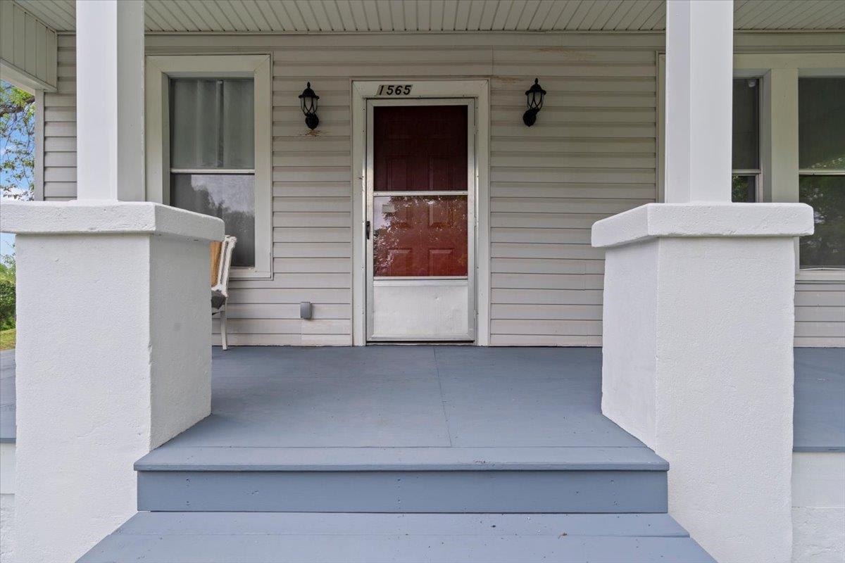 1565 S Parkway Pky E Property Photo 14