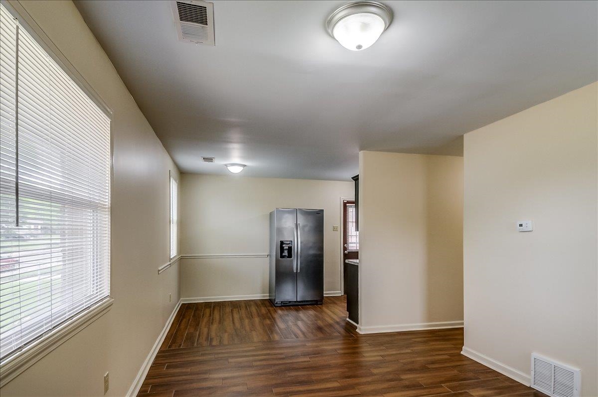 1411 Roberts Rd Property Photo 6