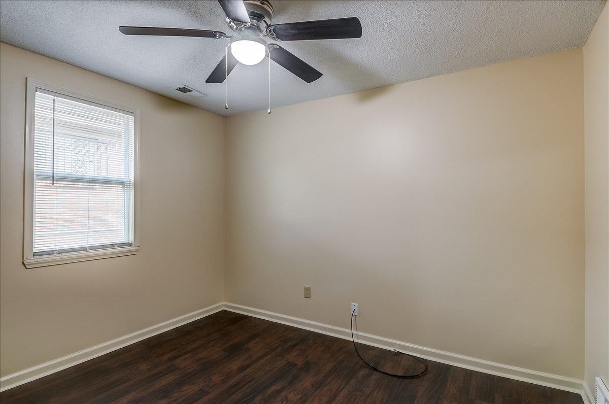 1411 Roberts Rd Property Photo 20