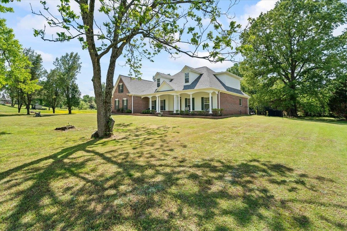 425 Alisha Dr Property Photo 3