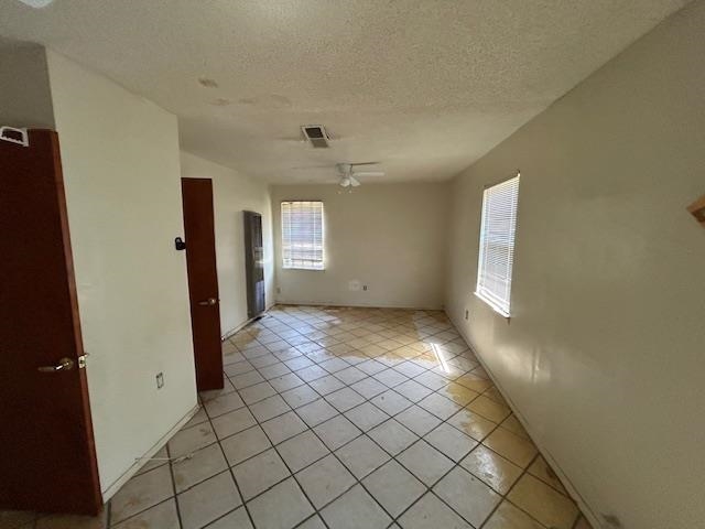 386 Mcfarland Dr Property Photo 3