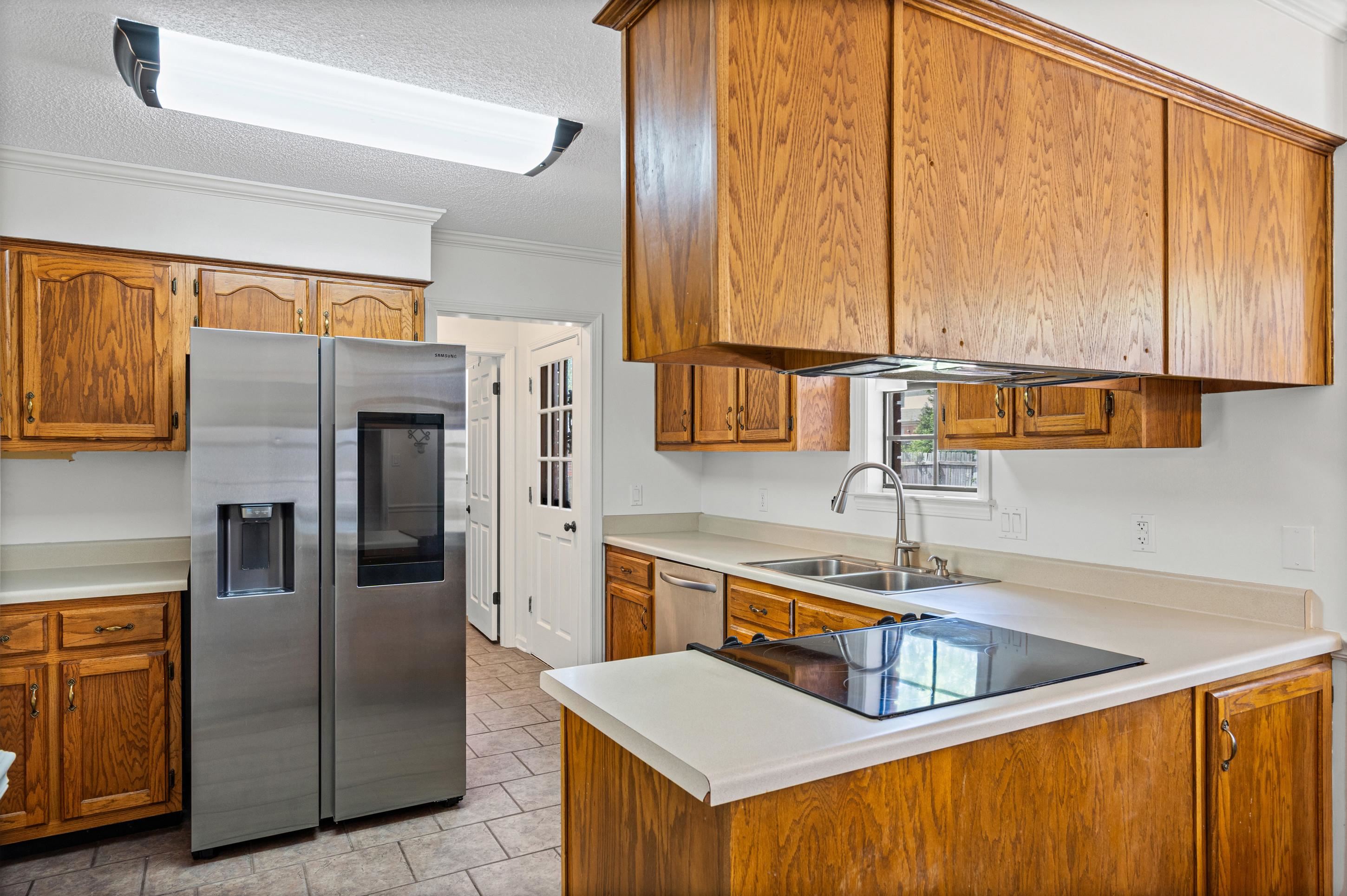 897 Wood Cv Property Photo 10
