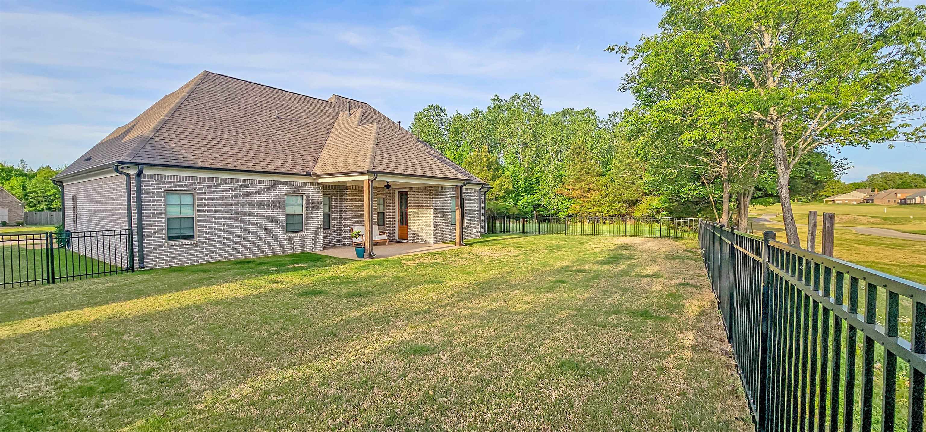 230 Links View Dr Property Photo 38
