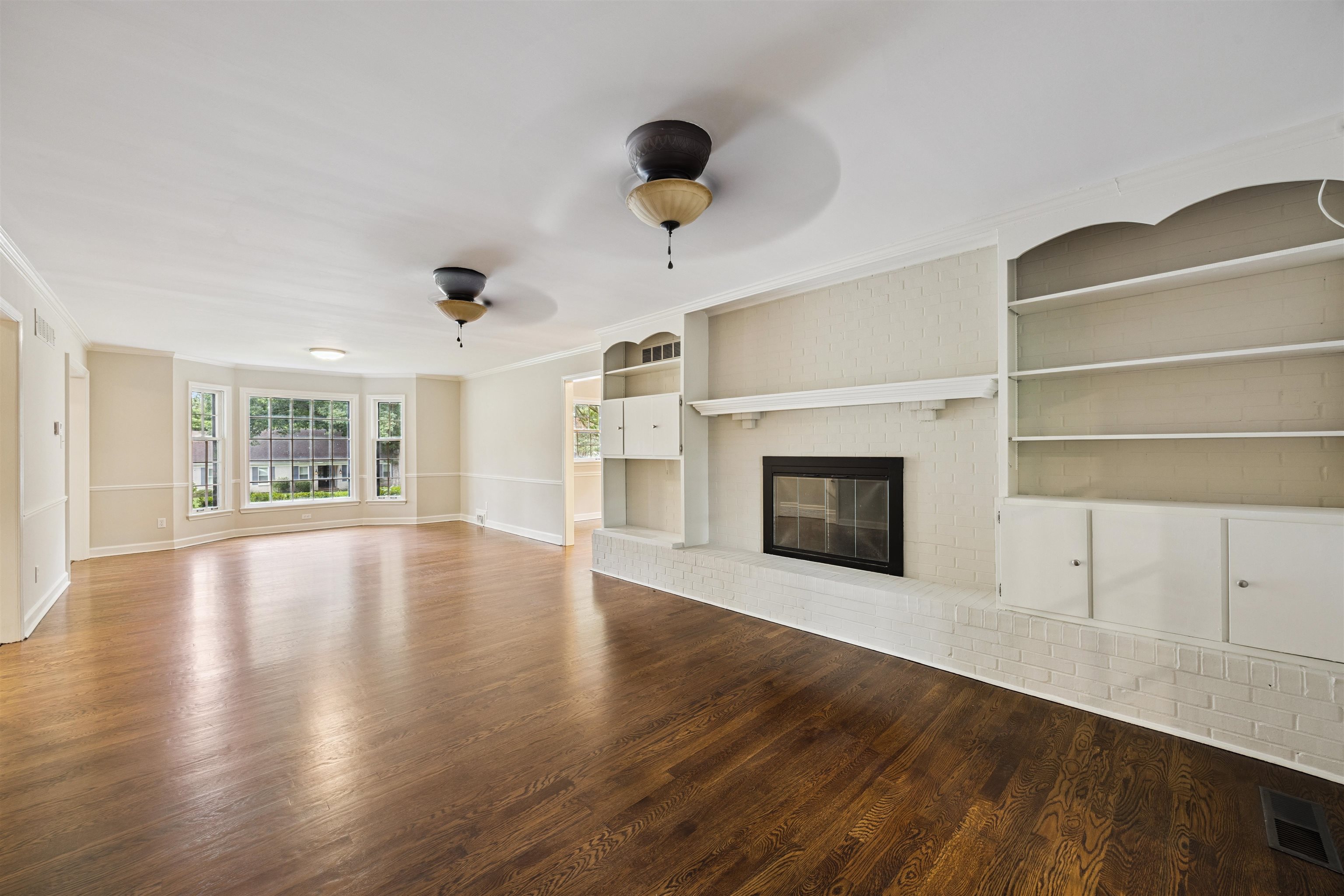 2030 Brierbrook Rd Property Photo 4