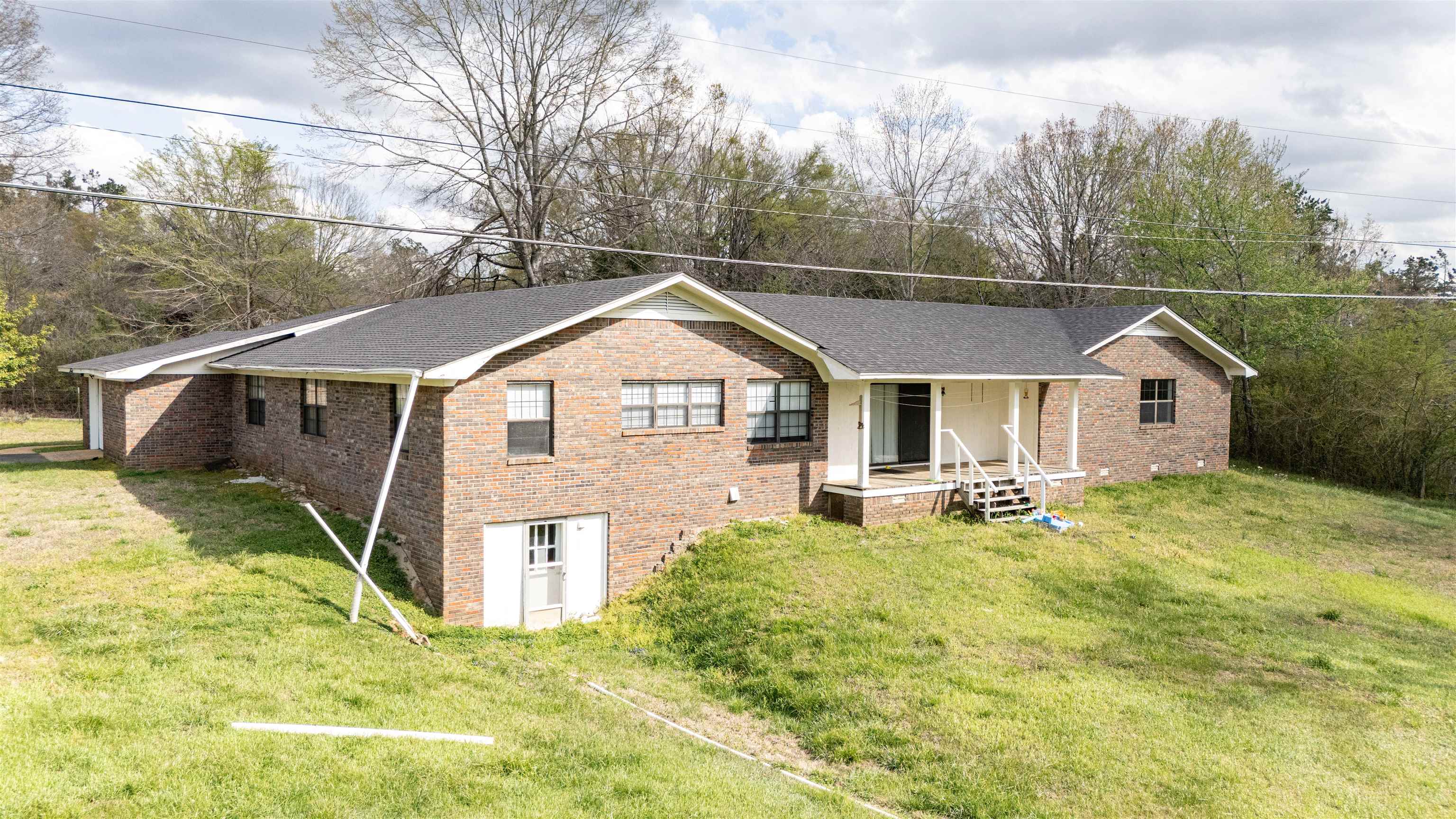 1150 Pocahontas Rd Property Photo 1