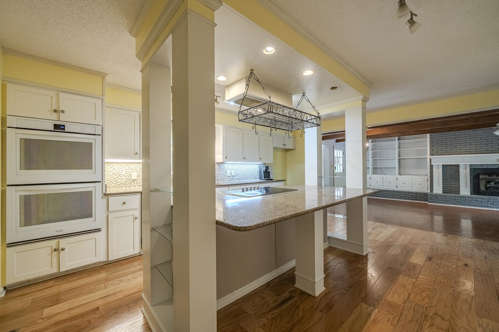 101 Bob St Property Photo 8