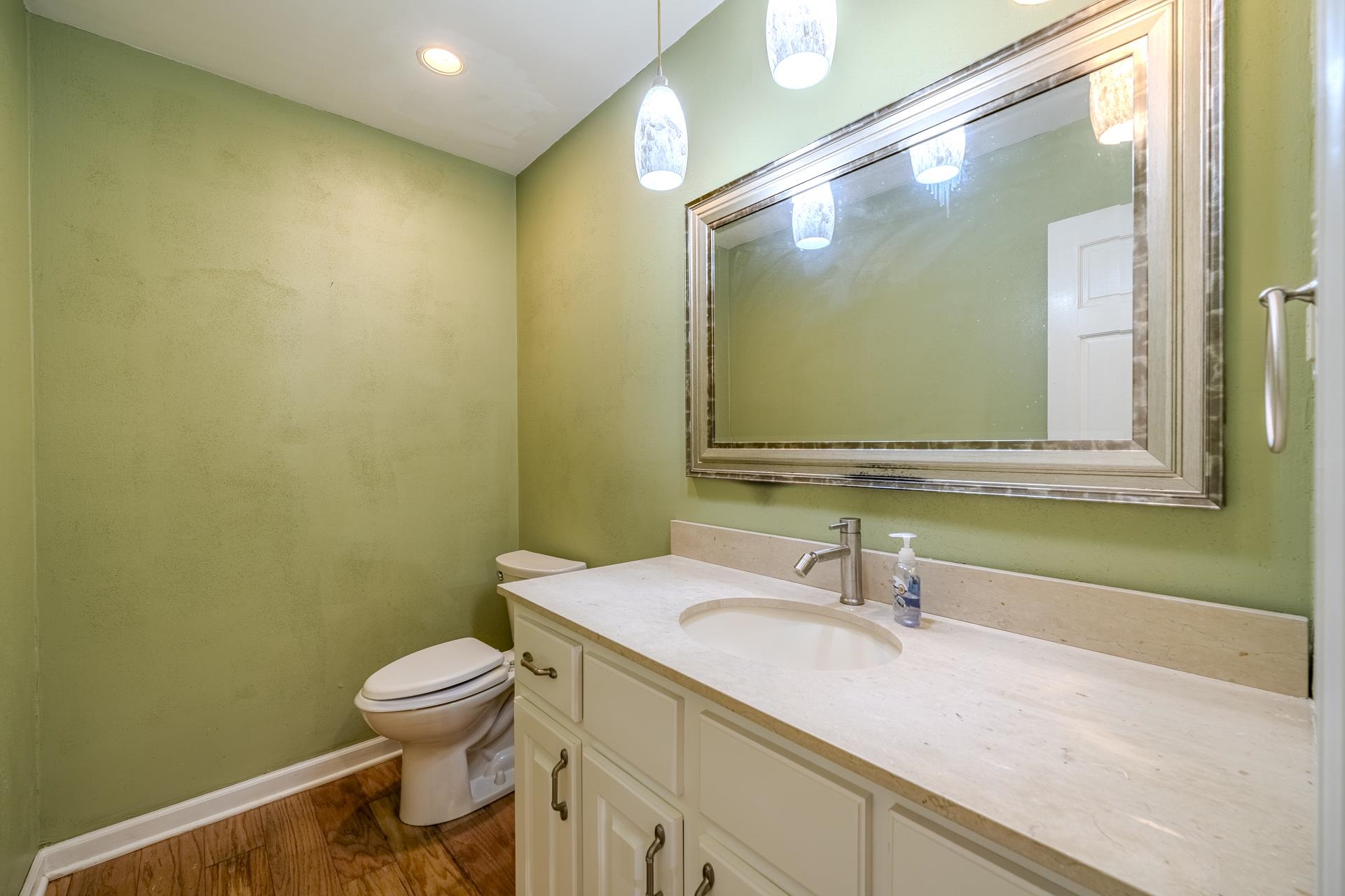 101 Bob St Property Photo 13
