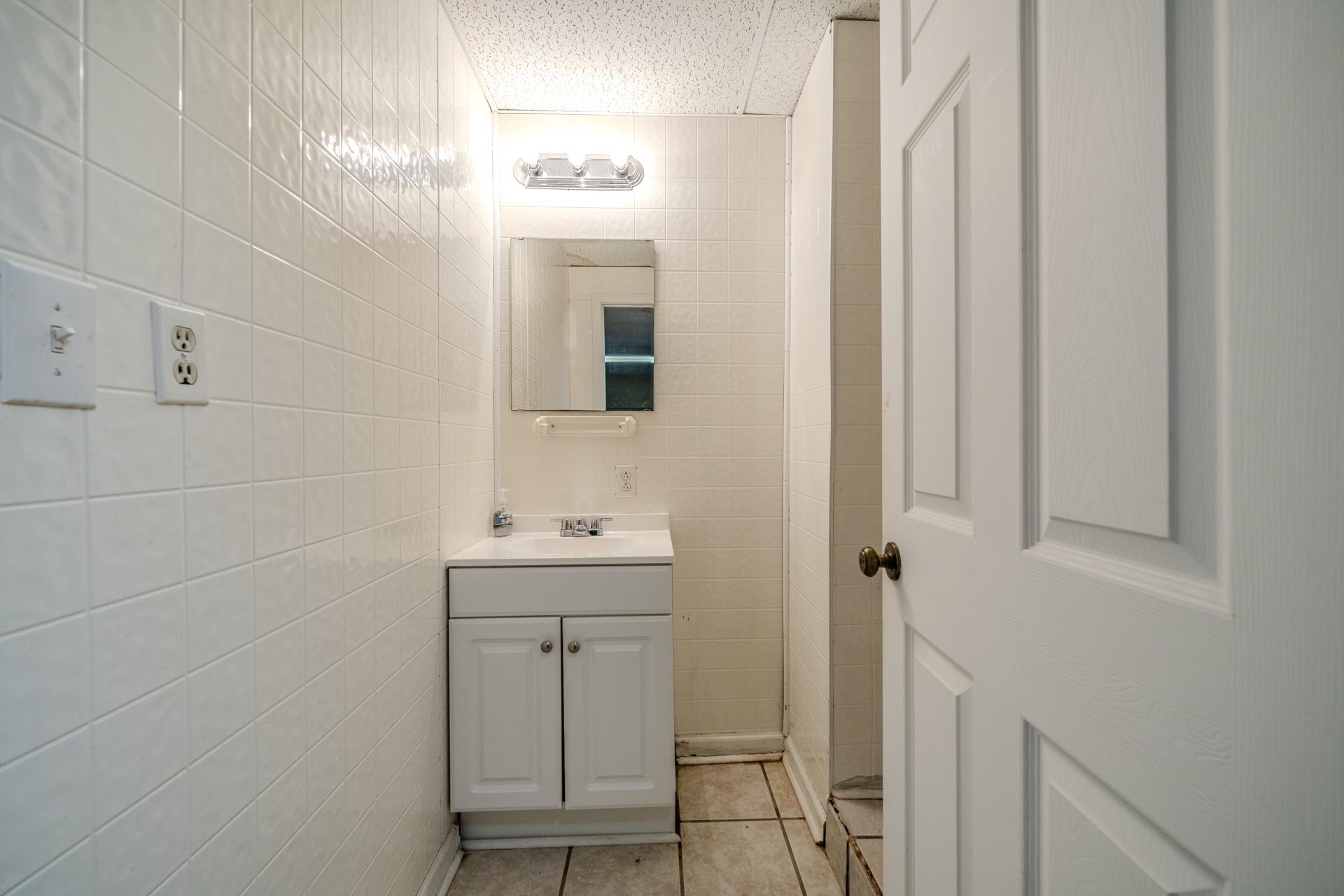 101 Bob St Property Photo 30