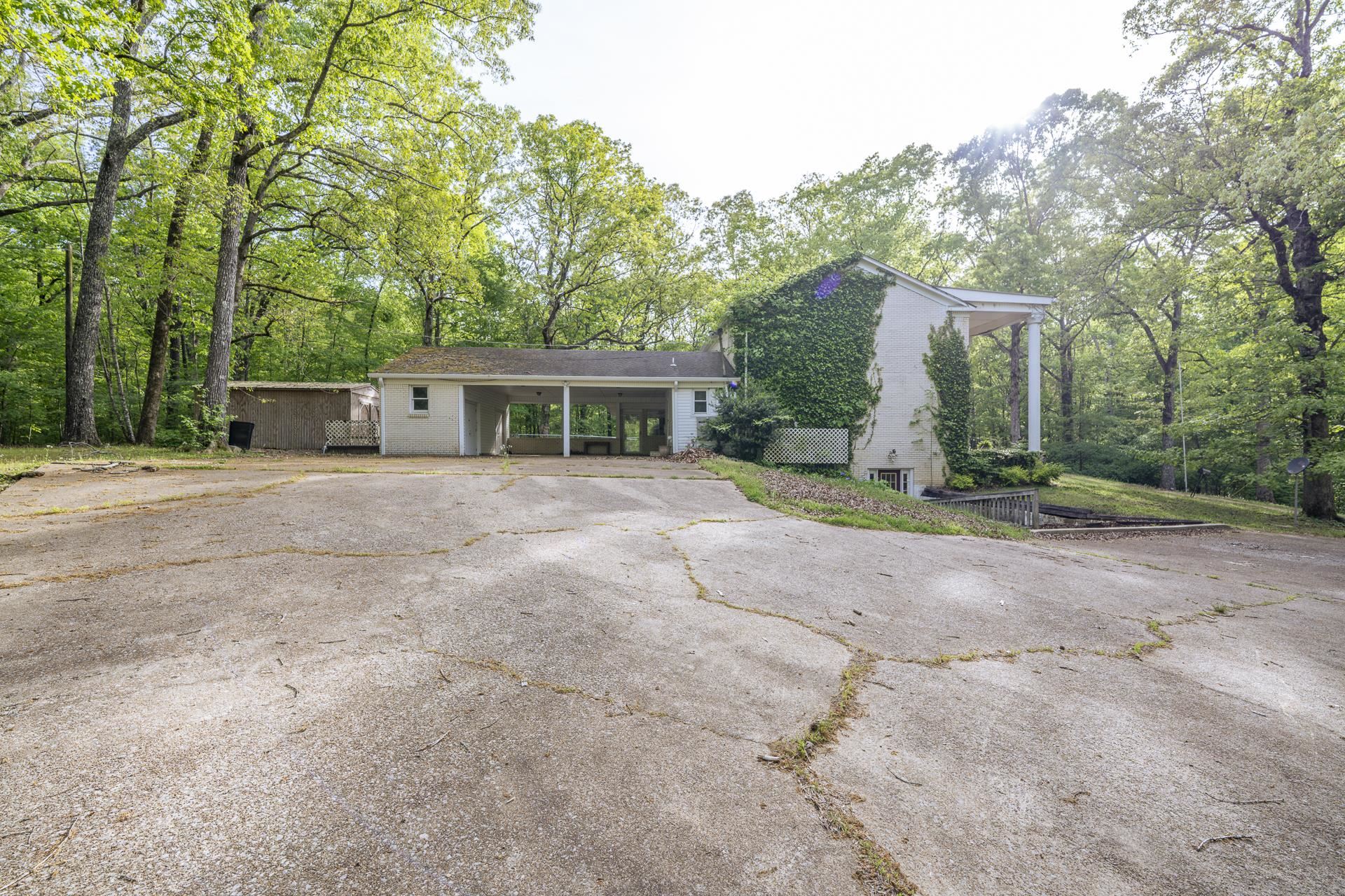 101 Bob St Property Photo 35