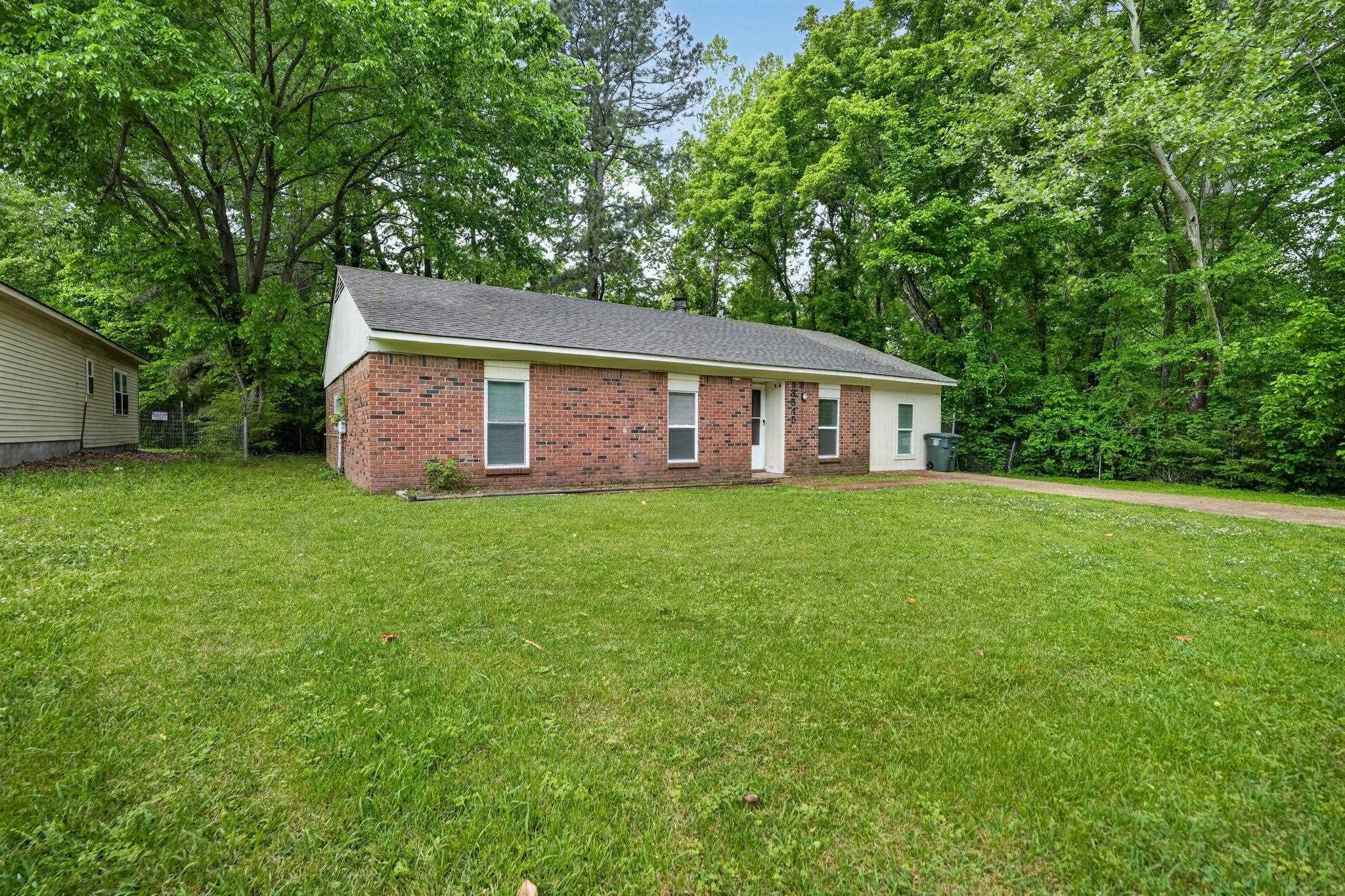 3545 Voltaire Ave Property Photo 3