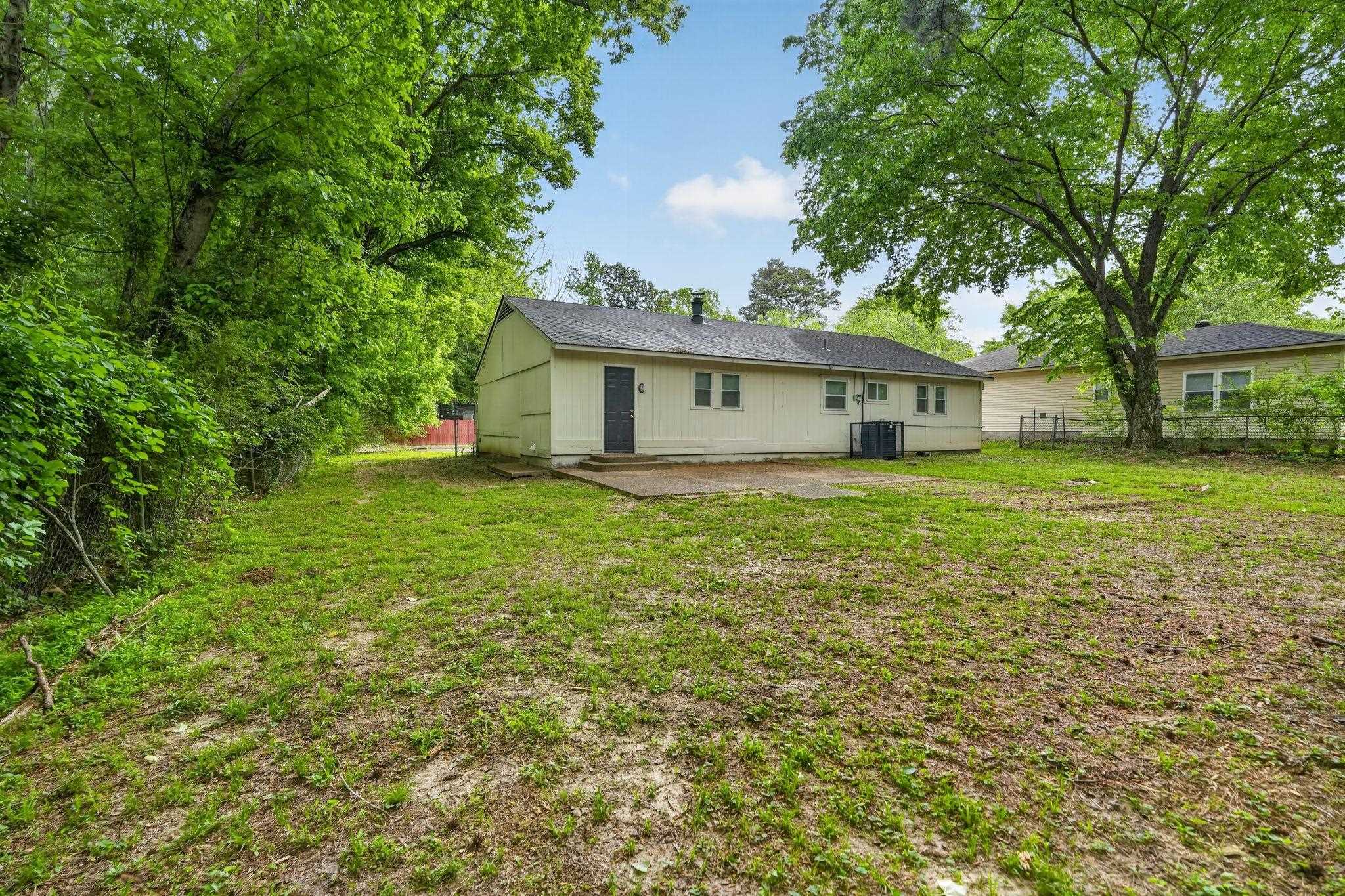 3545 Voltaire Ave Property Photo 9