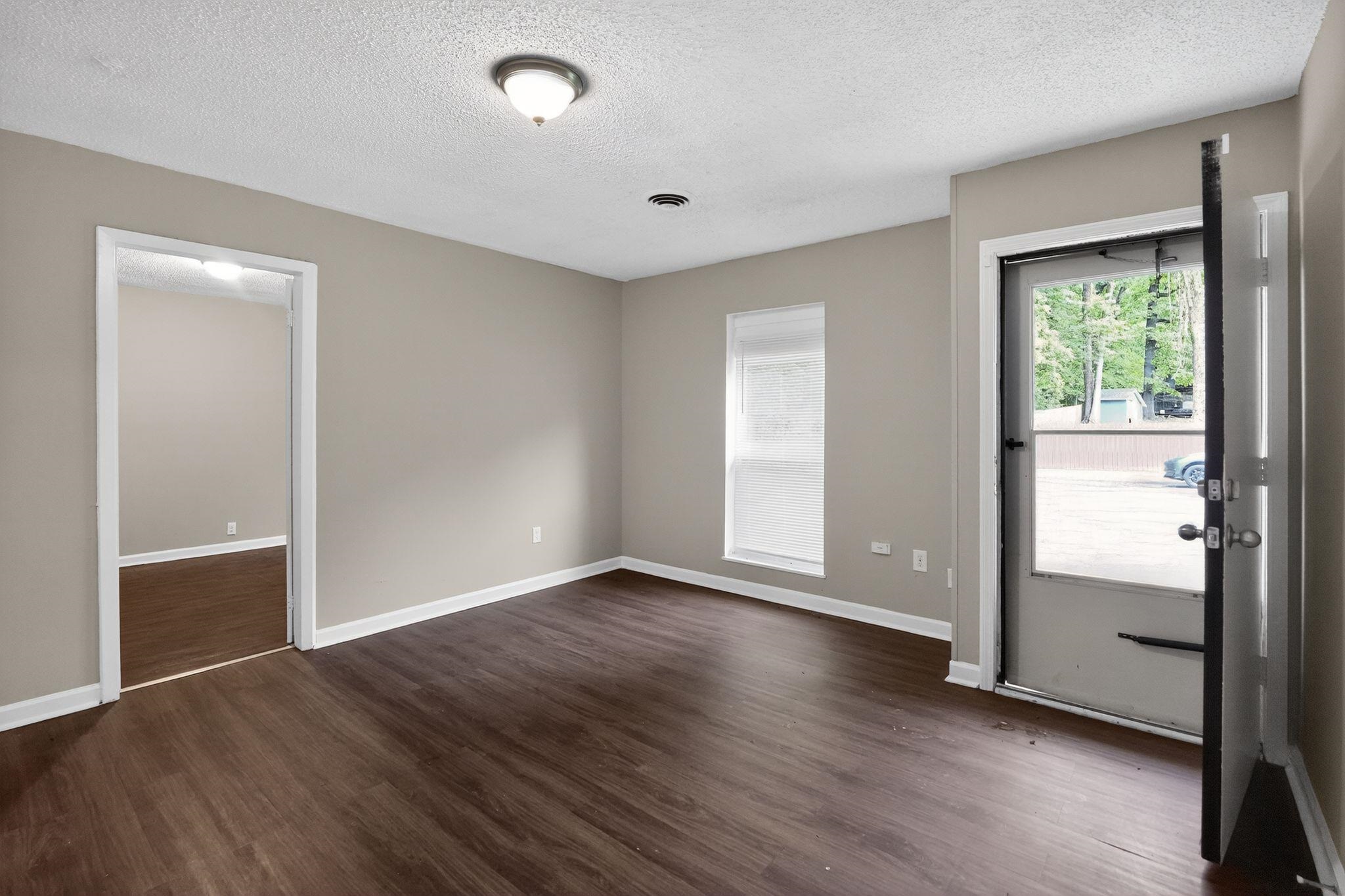3545 Voltaire Ave Property Photo 13