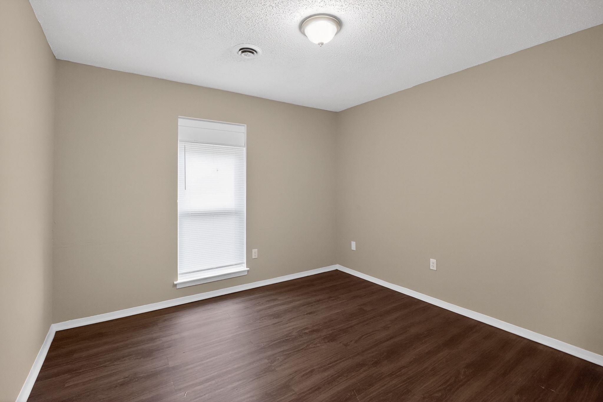 3545 Voltaire Ave Property Photo 14