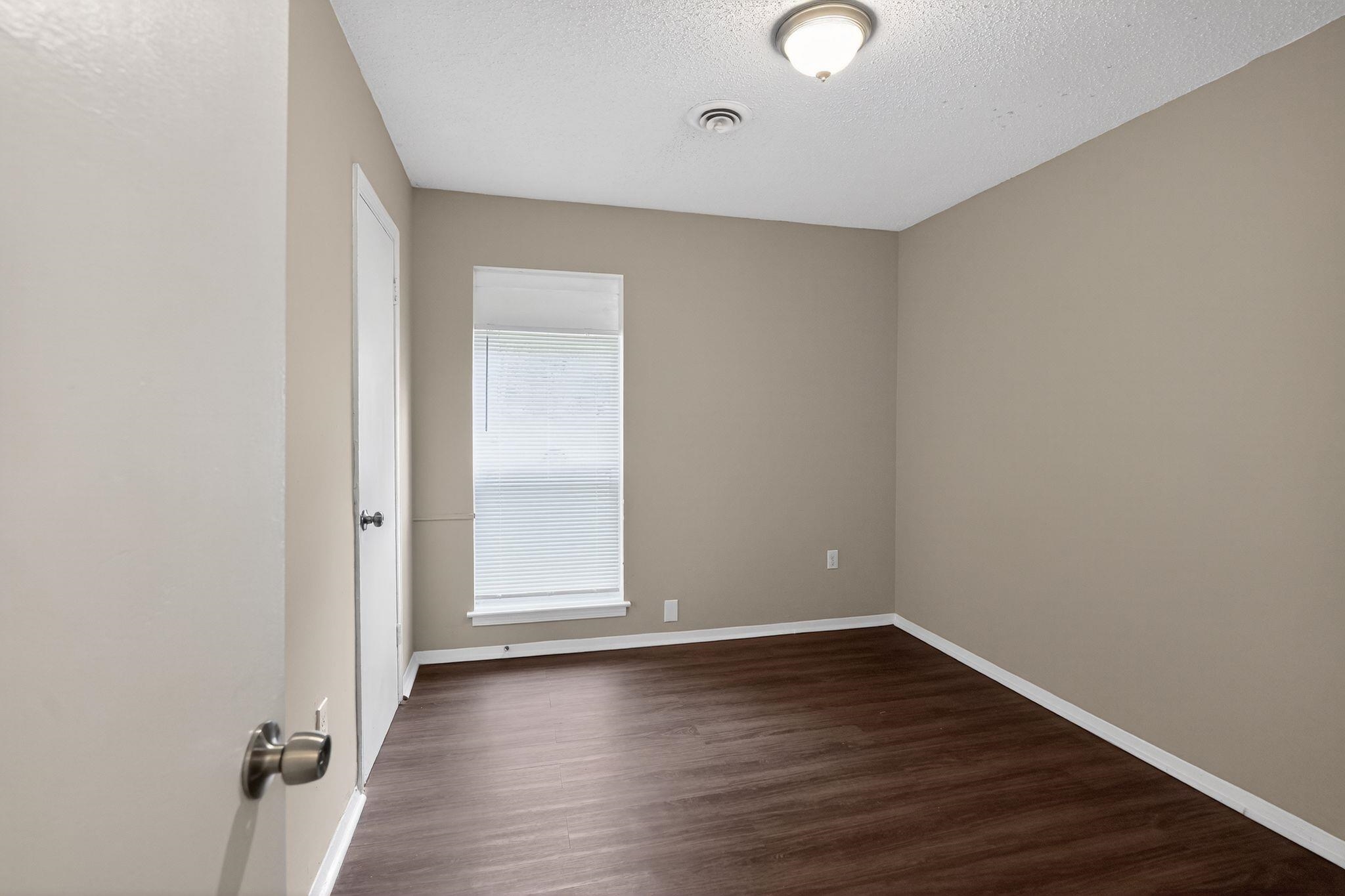 3545 Voltaire Ave Property Photo 16