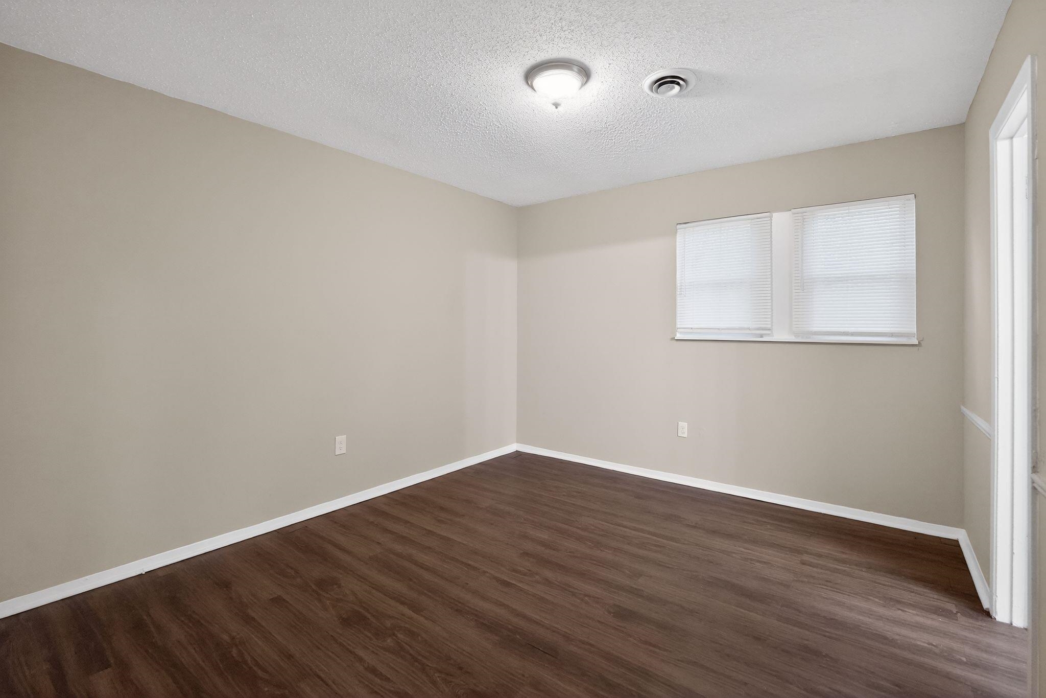 3545 Voltaire Ave Property Photo 19