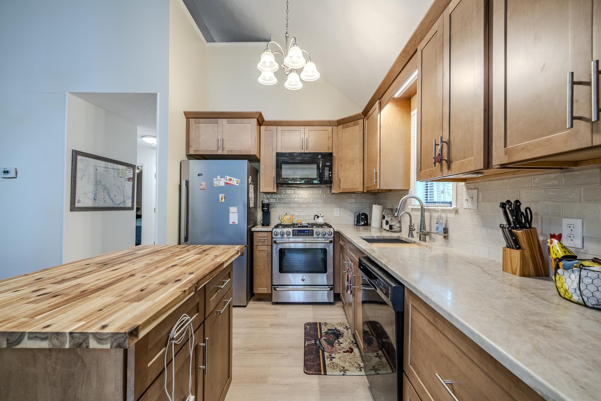 325 Murray Ln Property Photo 11