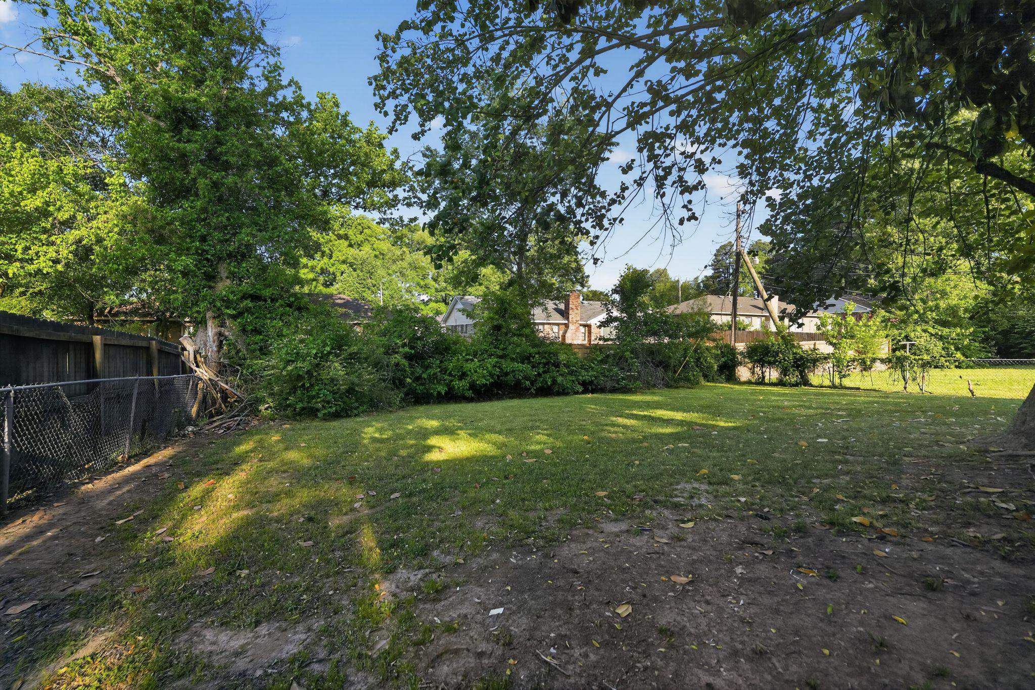 3929 Pippin St Property Photo 4