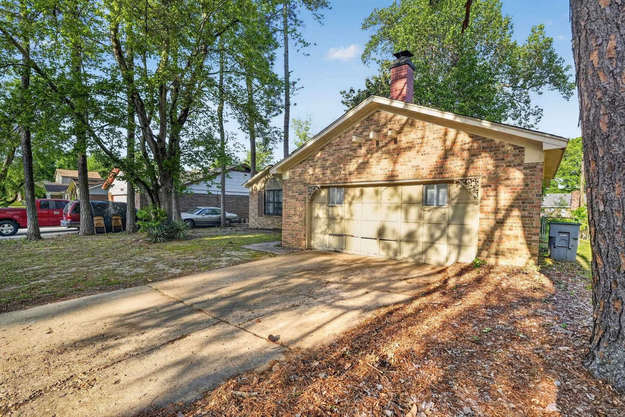 3929 Pippin St Property Photo 9