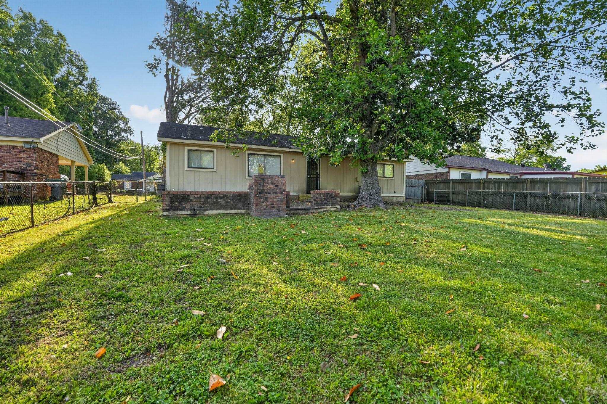 3929 Pippin St Property Photo 10
