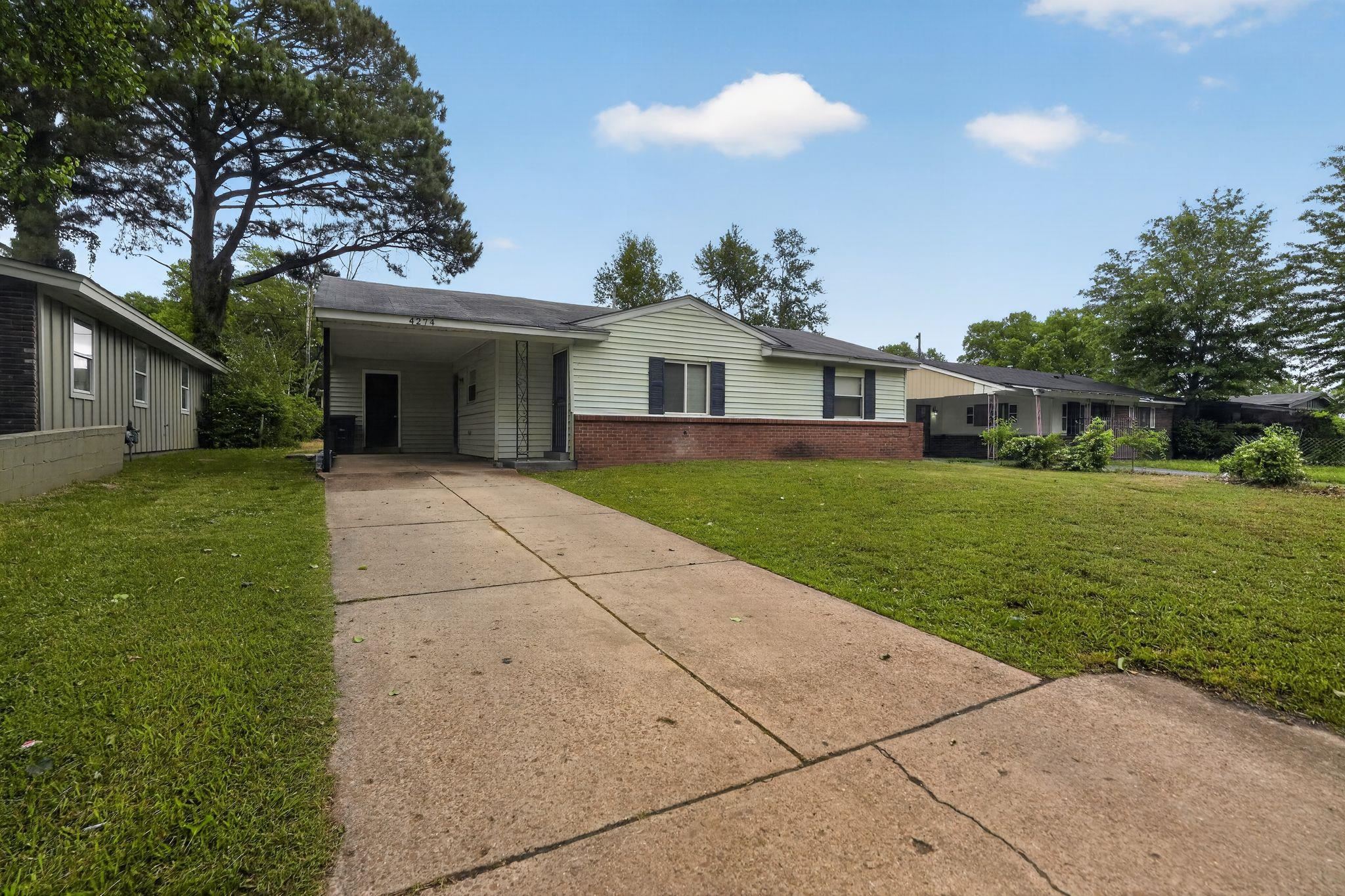 4274 Deerland St Property Photo 11