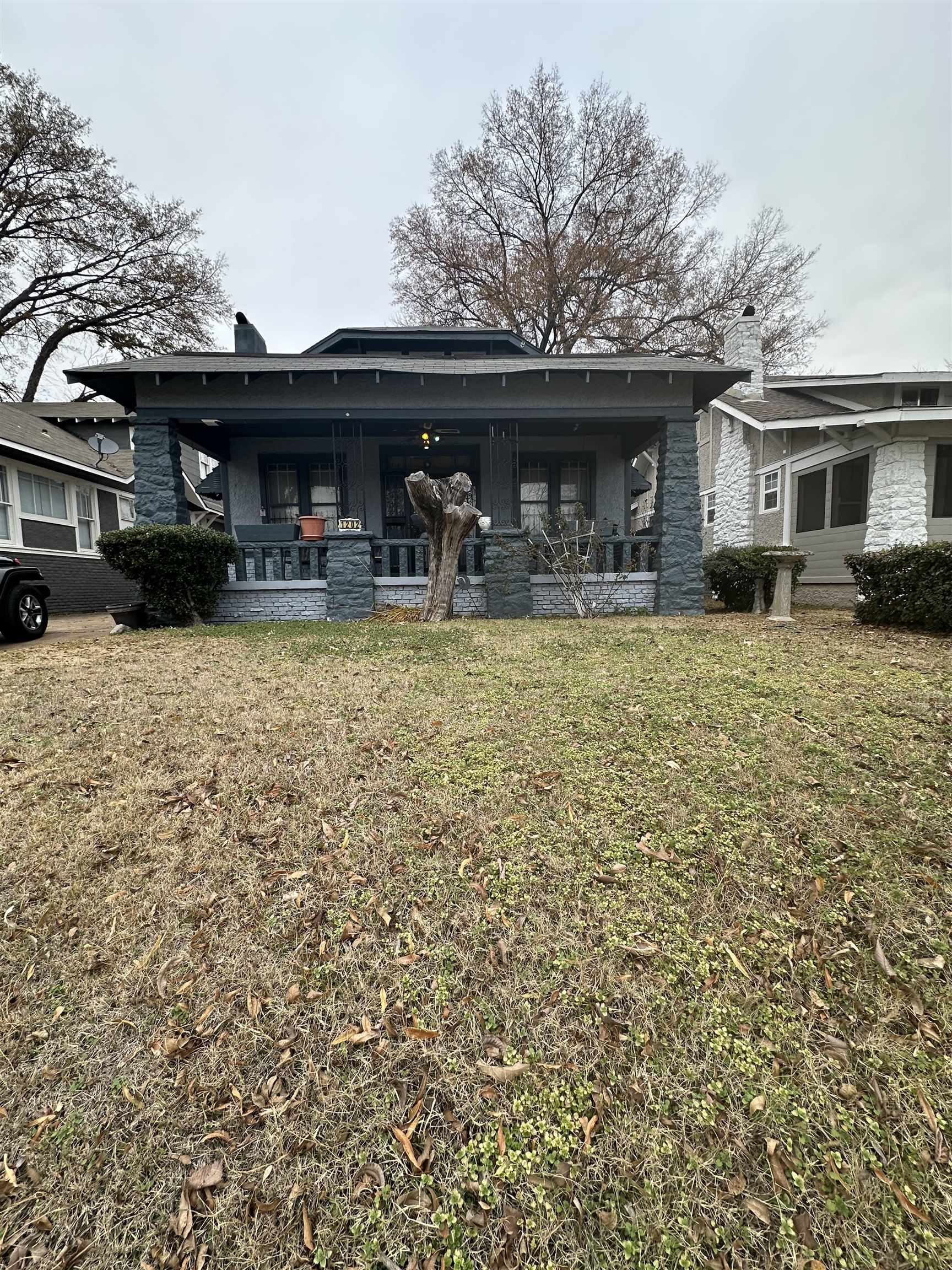 1202 FORREST AVE Property Photo 1