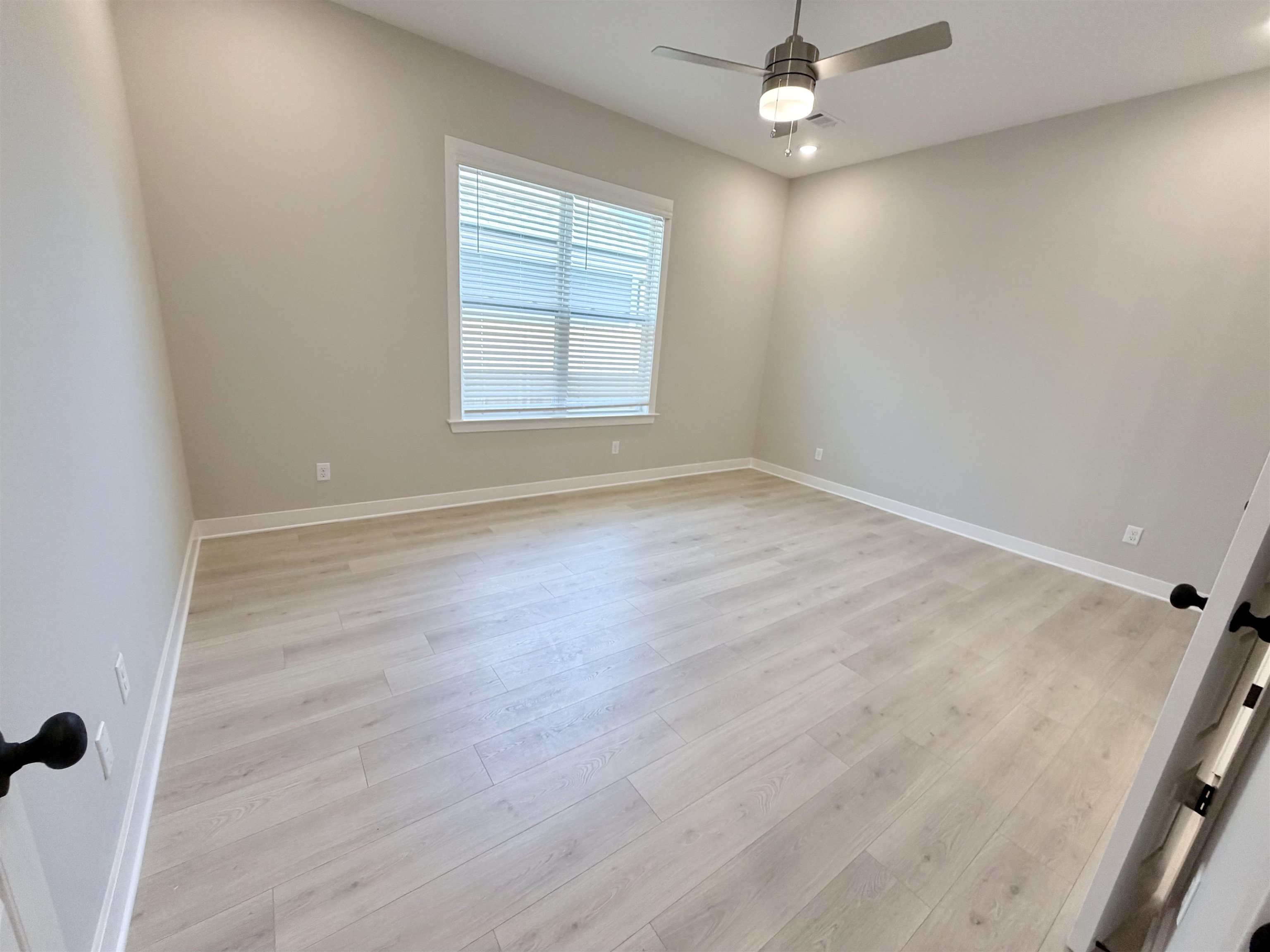 10230 Louanne Dr Property Photo 18