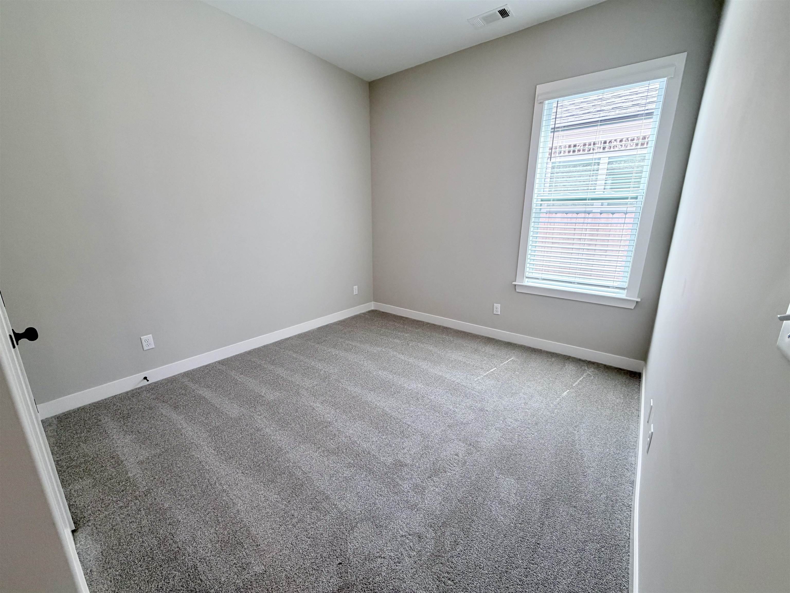 10230 Louanne Dr Property Photo 25