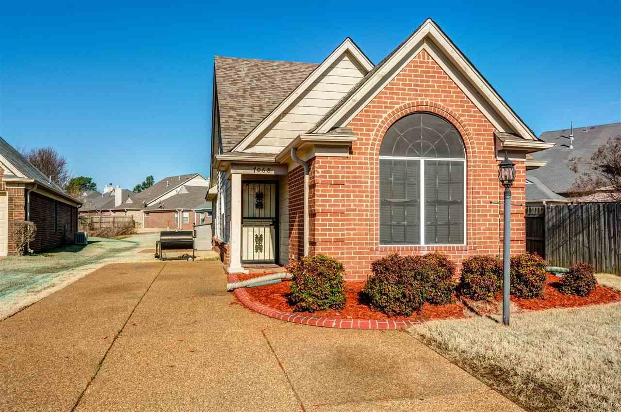 7068 Millers Glen Way Property Photo 1