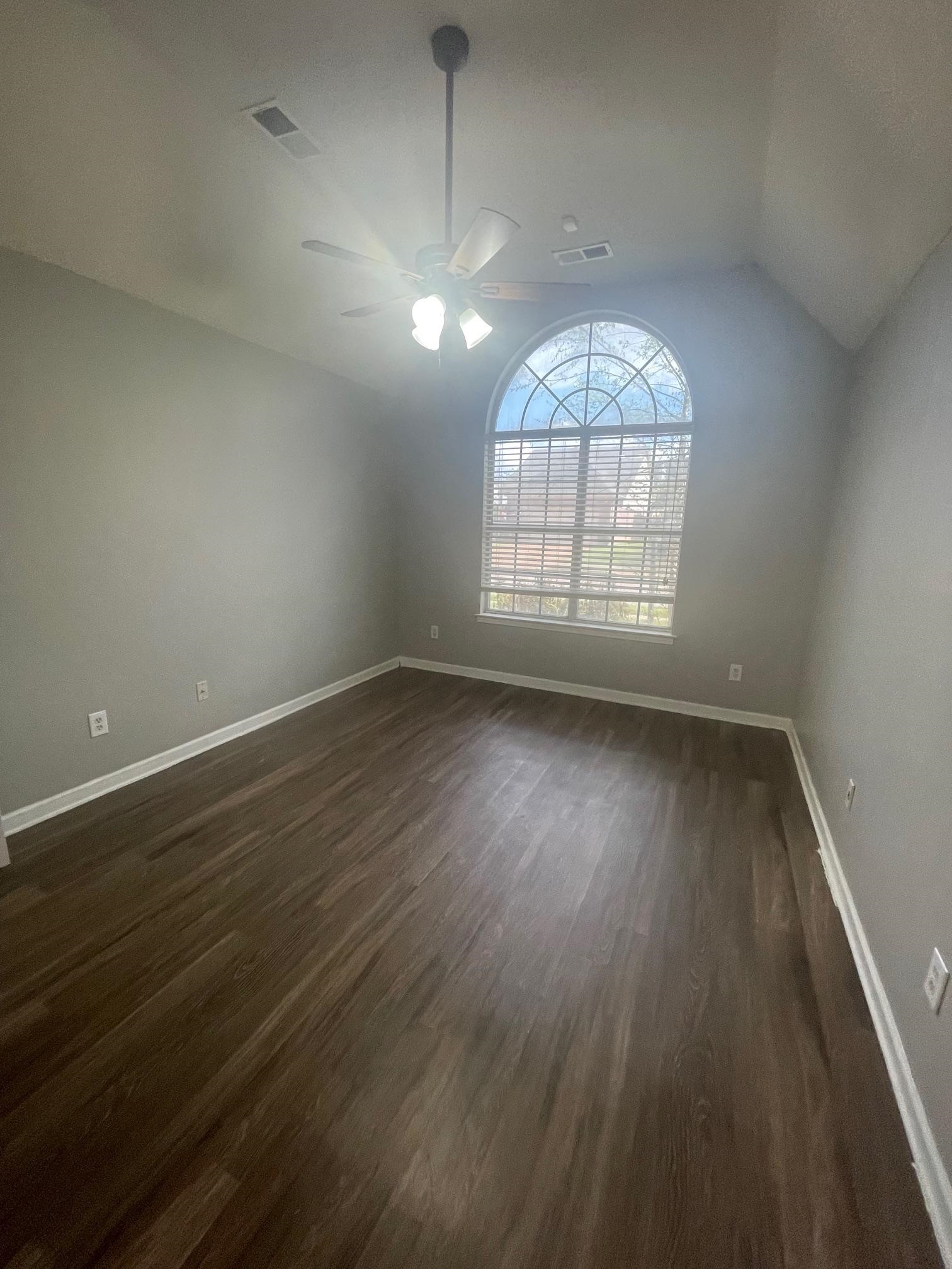 7068 Millers Glen Way Property Photo 8