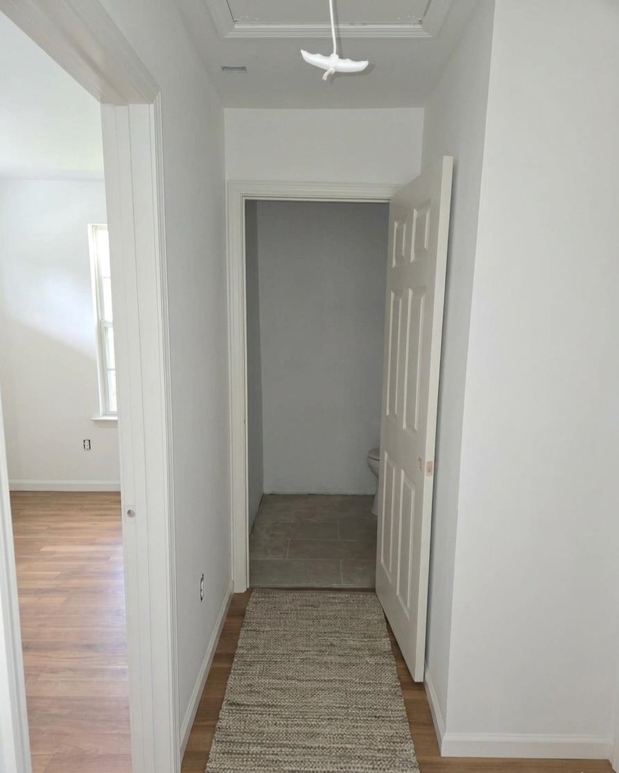 1495 Maplewood St Property Photo 11