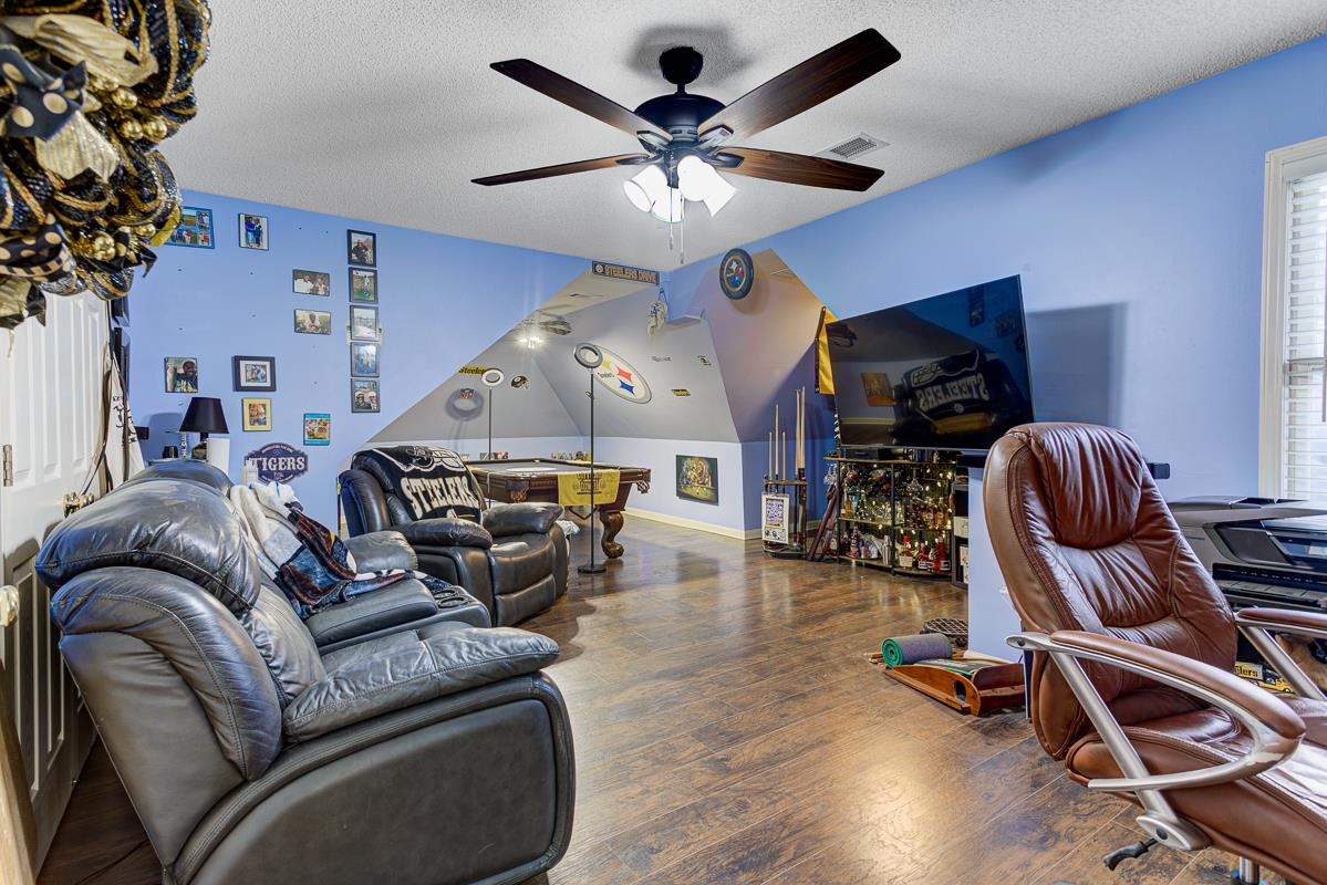 1614 Wayside Cv Property Photo 16