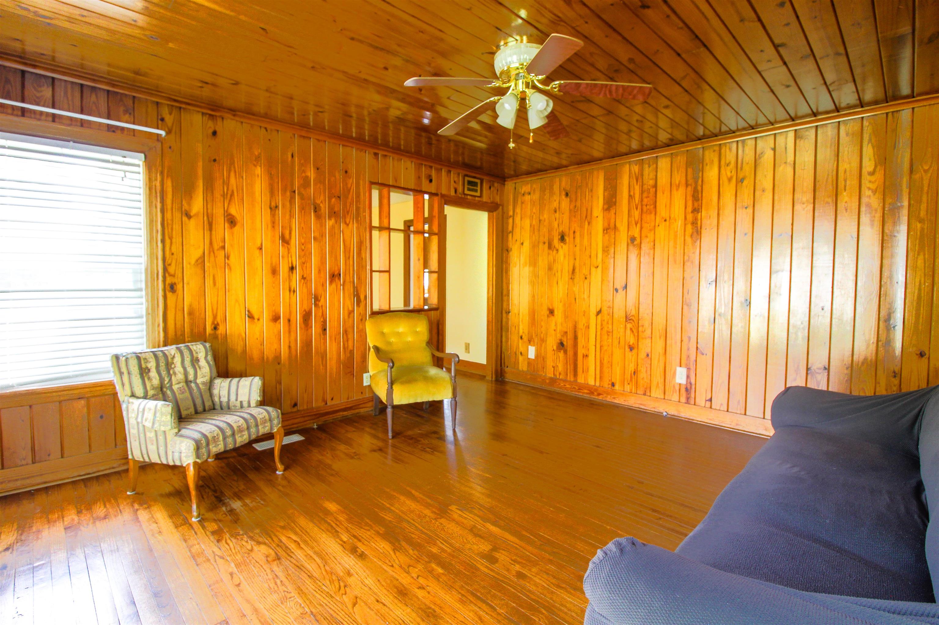 274 Joann St Property Photo 3